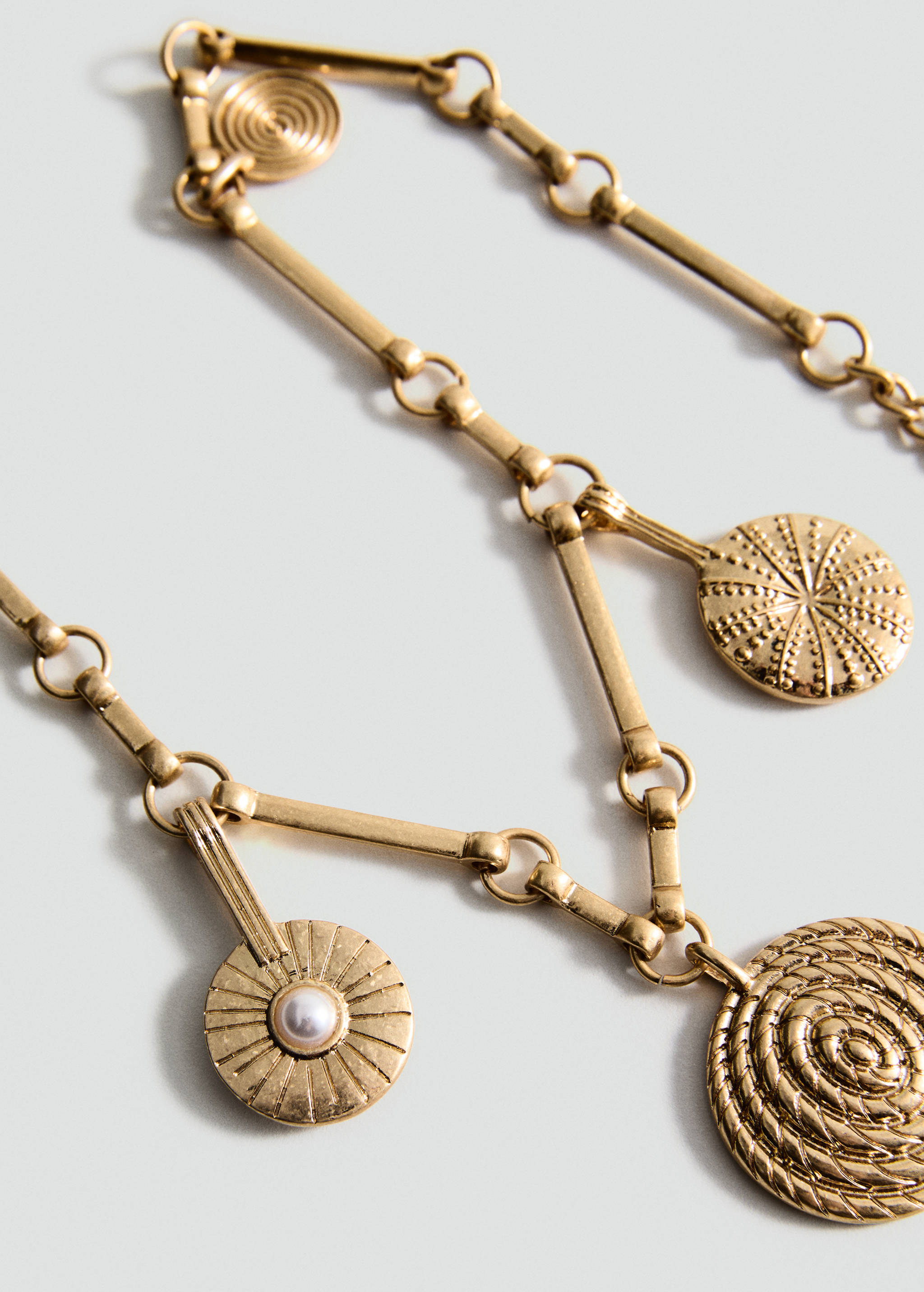 Collar abalorios combinados - Plano medio