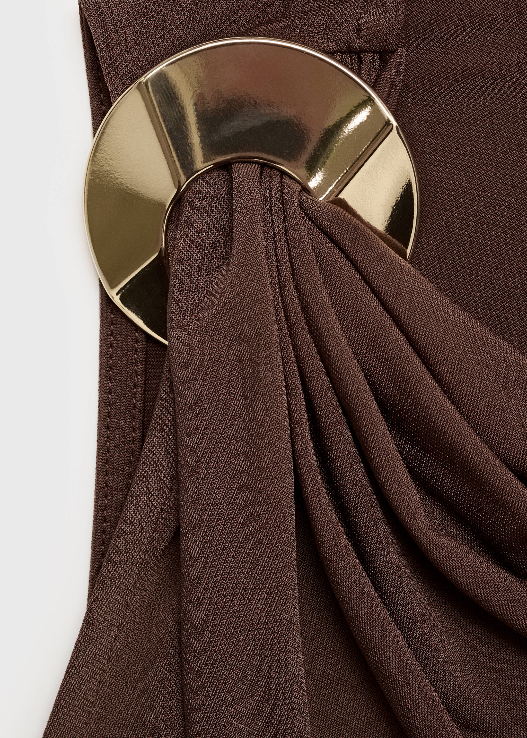 Tailliertes Top mit Metalldetail - Detail des Artikels 8