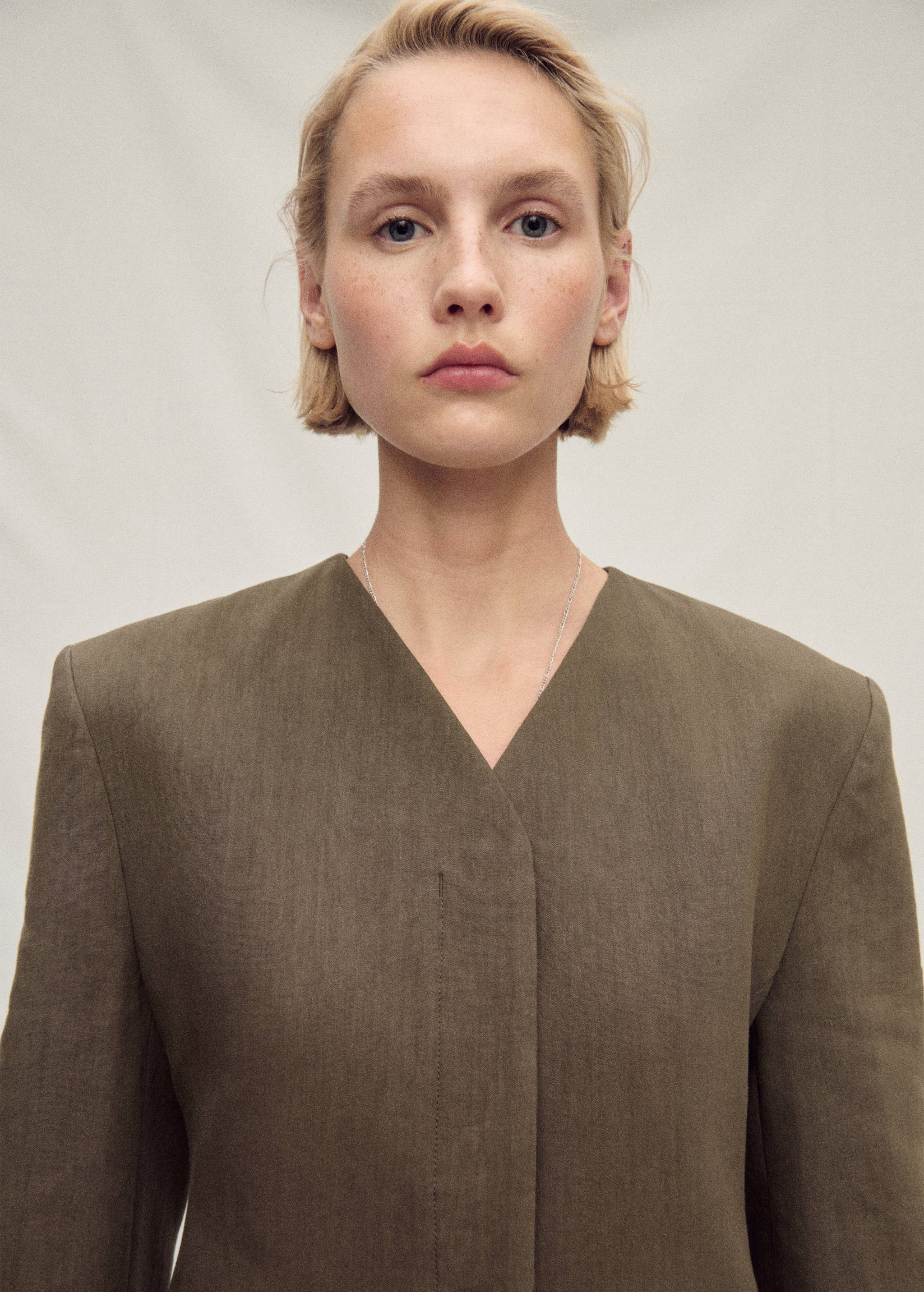 Seamless linen suit jacket - Details of the article 1