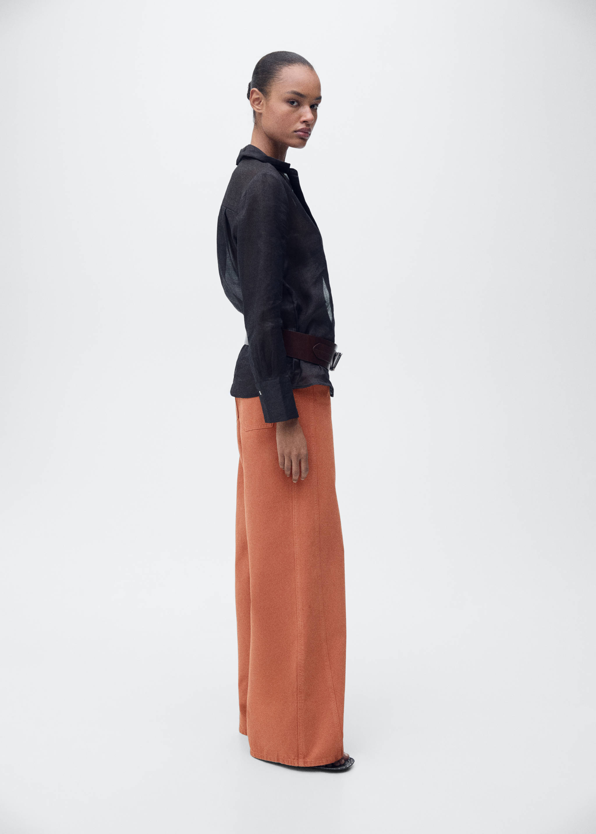 High-waisted wideleg jeans - Details of the article 2