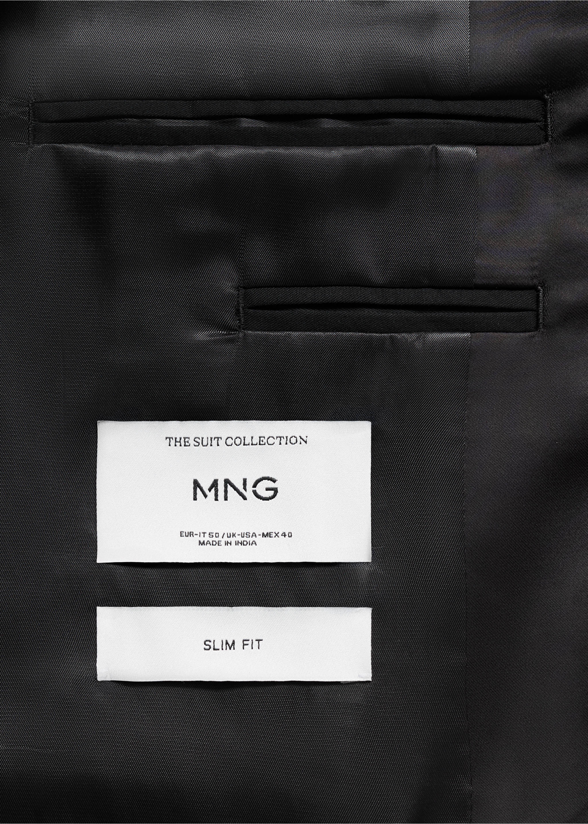 Sacou costum cu revere satinate - Detaliu al articolului 8, Negru. Ref: 87027889-00.