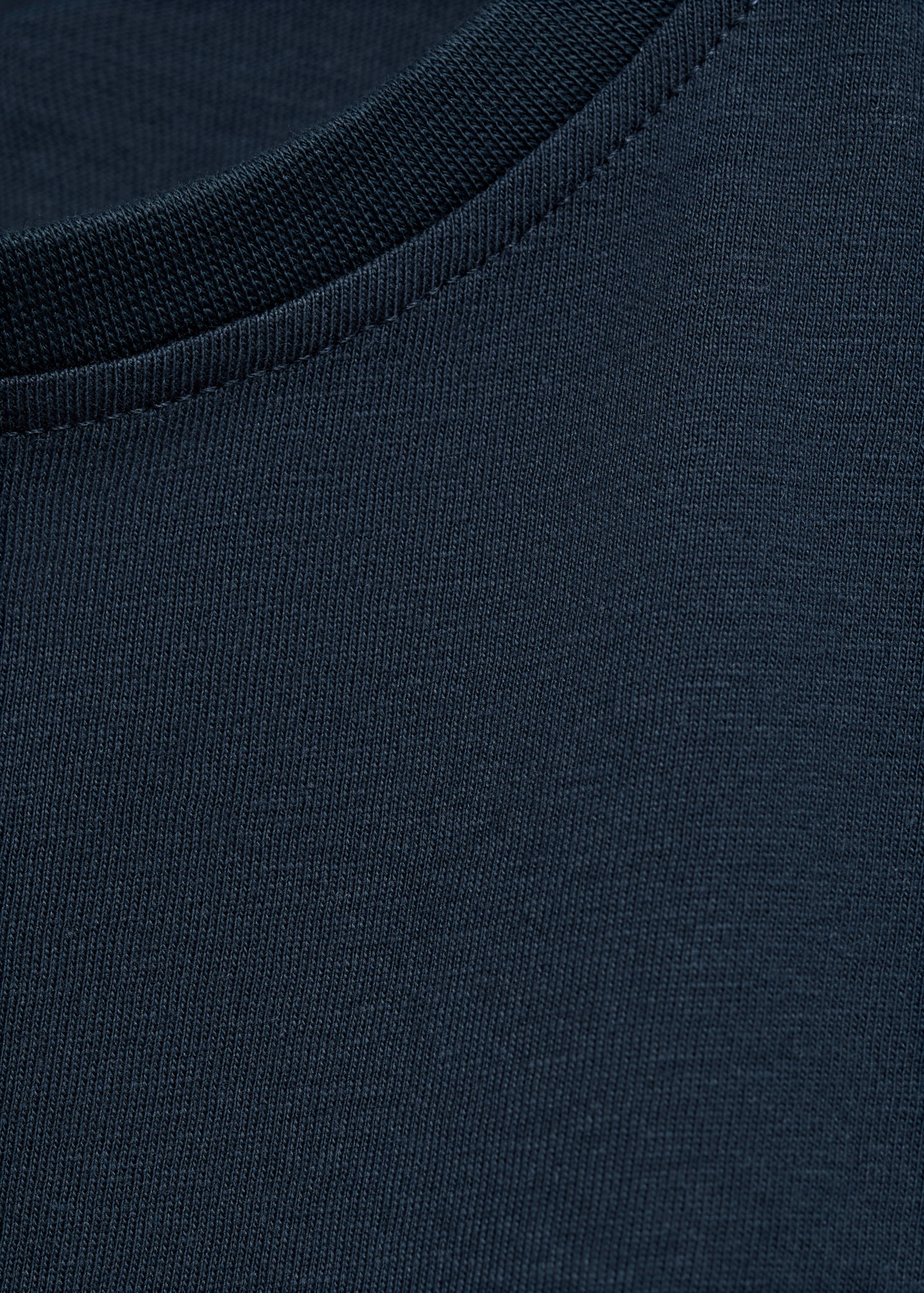 Embroidered short-sleeved t-shirt - Details of the article 0