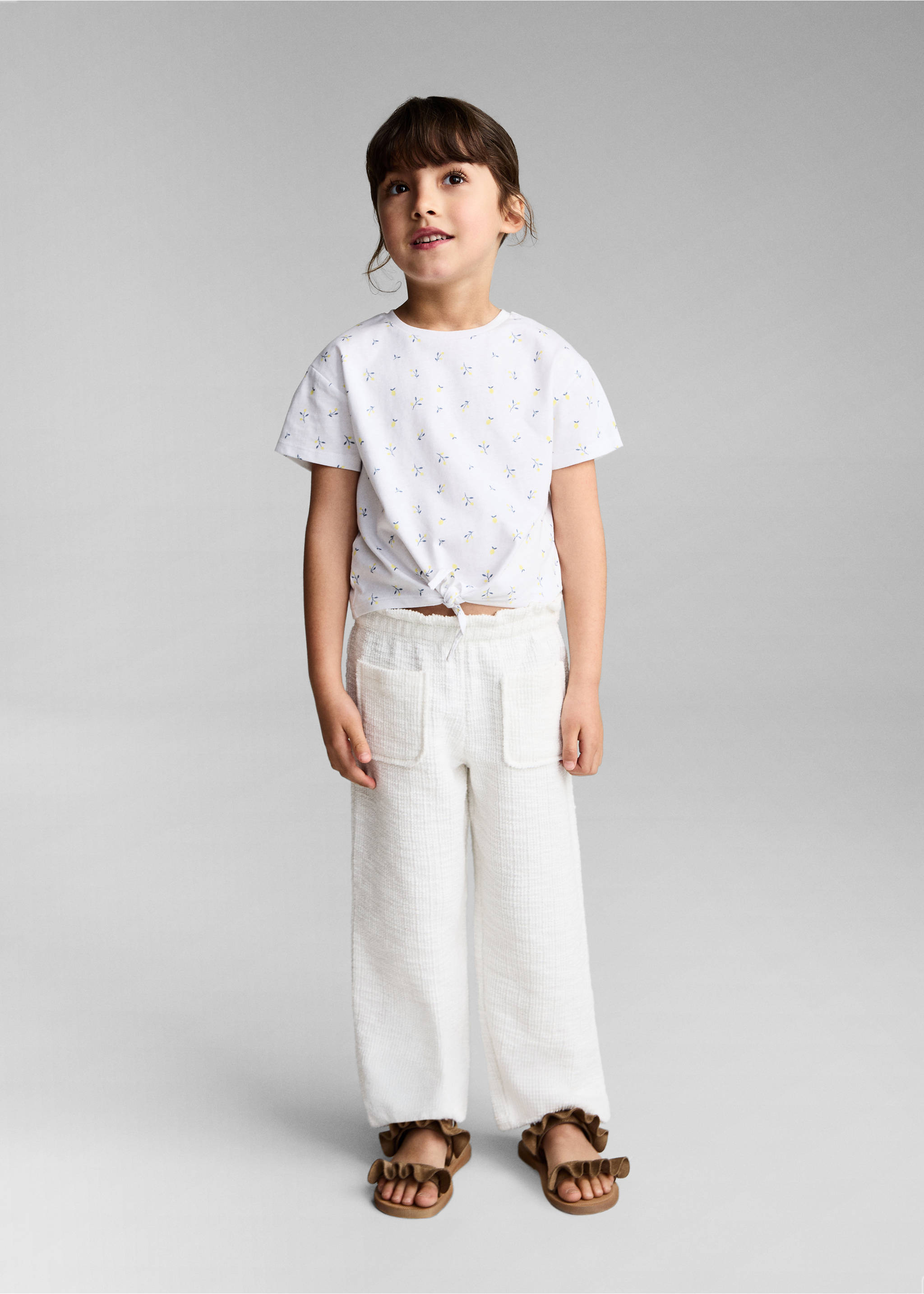 Mönstrad t-shirt med knyt - Allmän bild, Benvit. Ref: 87027900-00.