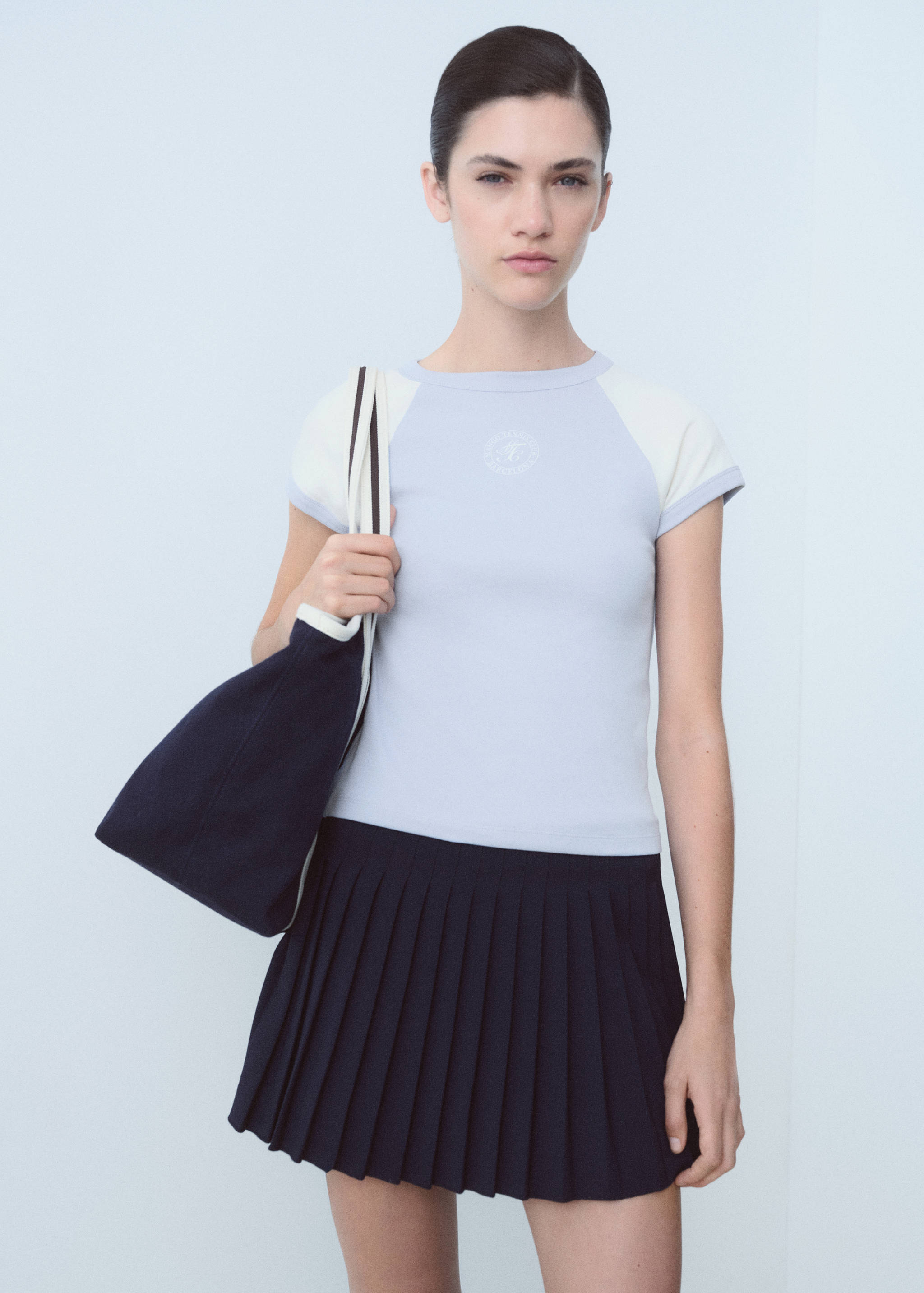 Katoenen T-shirt met contrasterende mouwen - Middenvlak