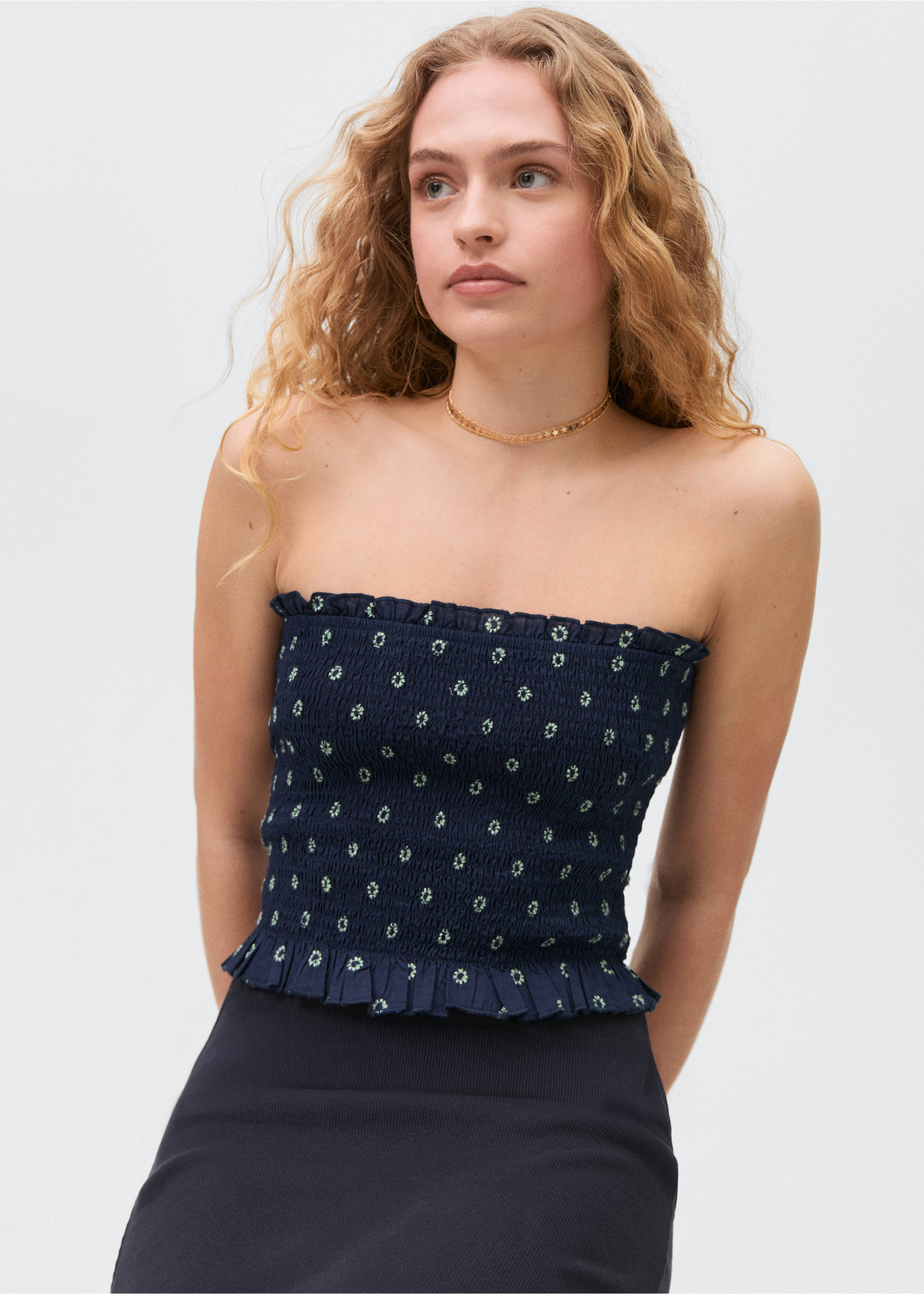 Ruched strapless top - Details of the article 2, Navy. Ref: 87028265-00.