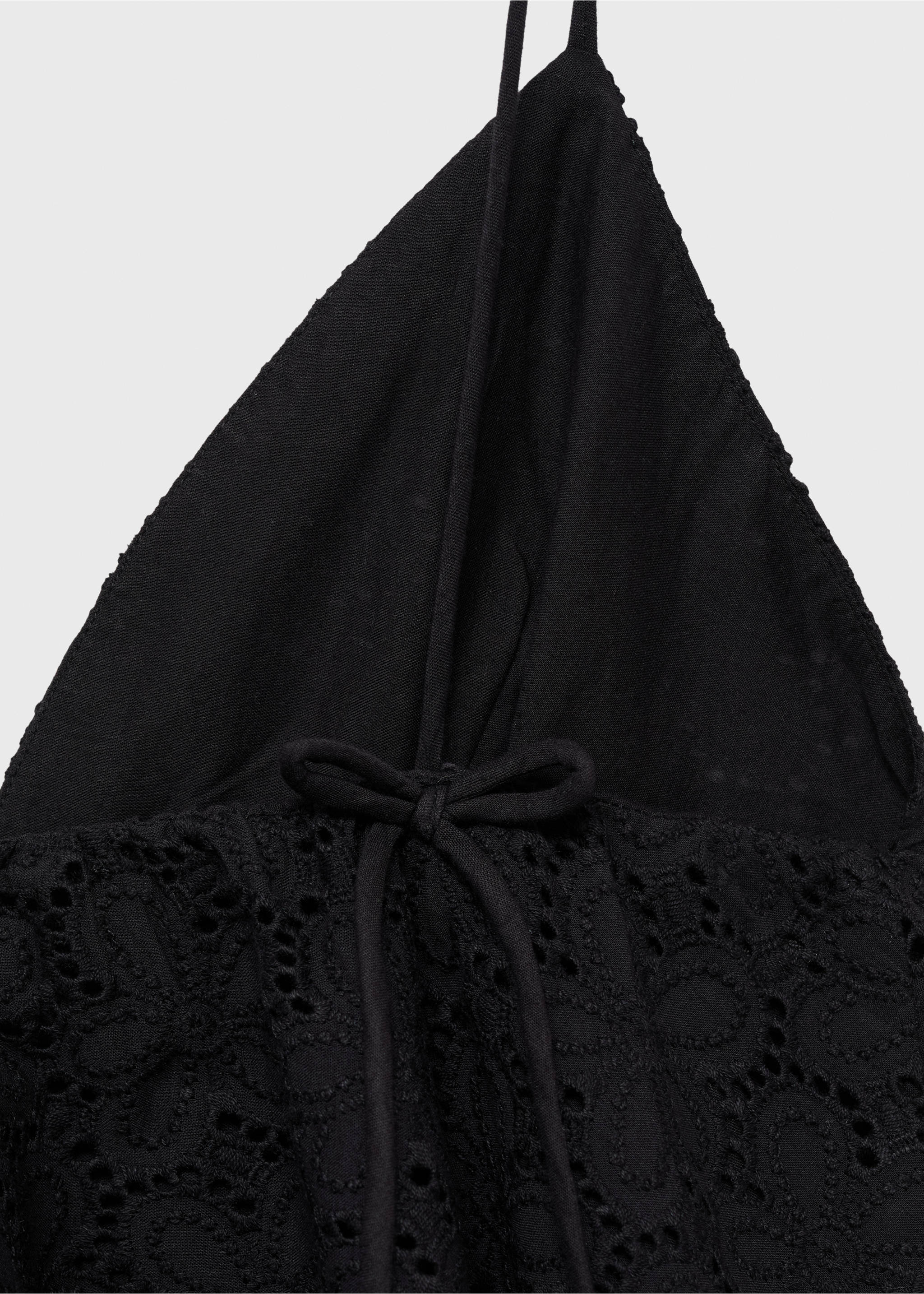 V-neck embroidered top - Details of the article 8, Black. Ref: 87028648-00.