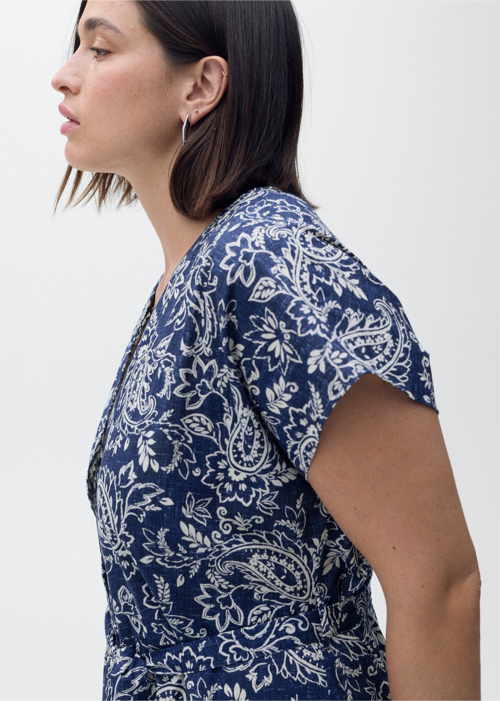 Paisley flared dress with belt - Details of the article 4, Blue. Ref: 87028649-00.