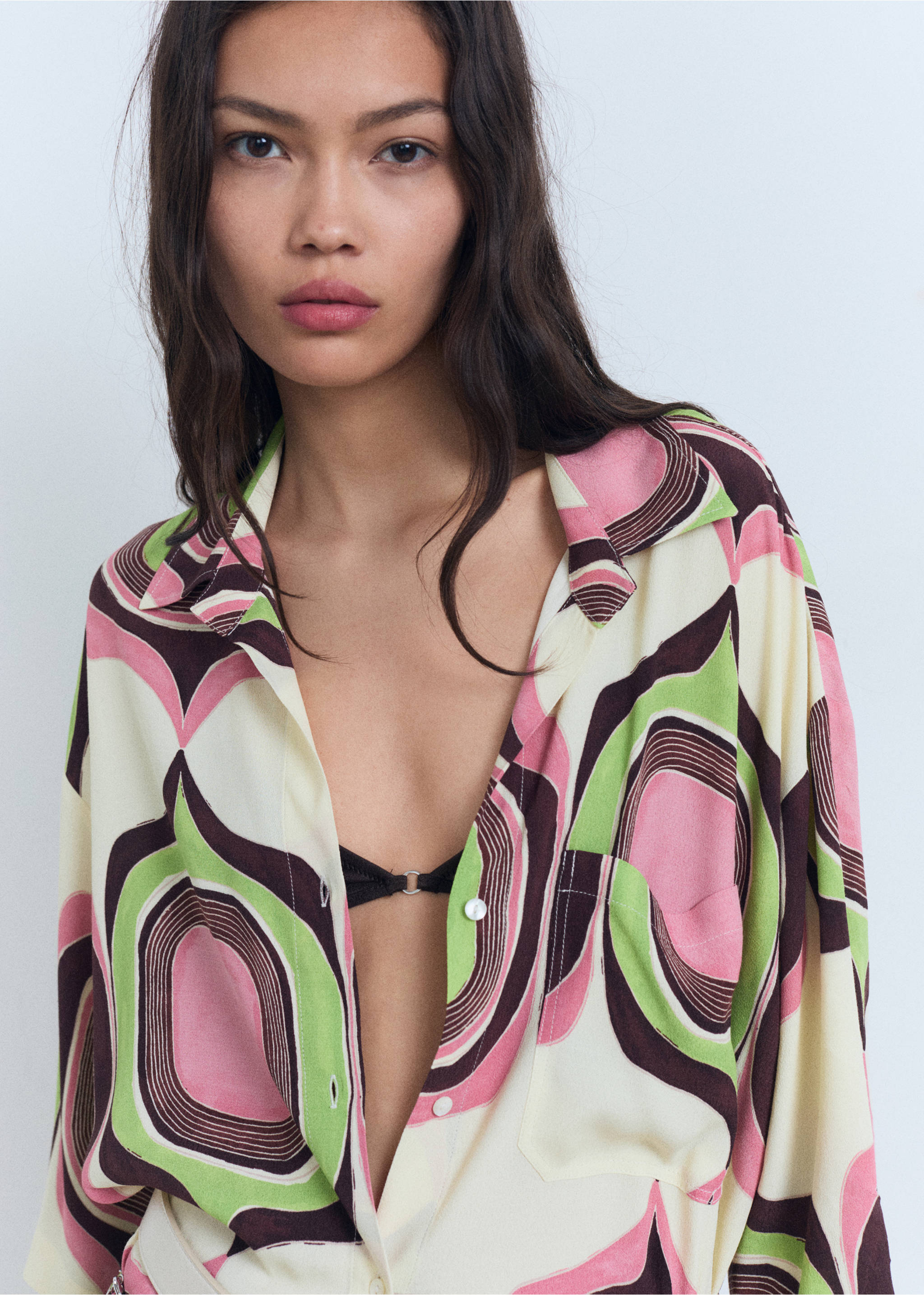 Geometric print blouse - Details of the article 1, Ecru. Ref: 87028654-00.