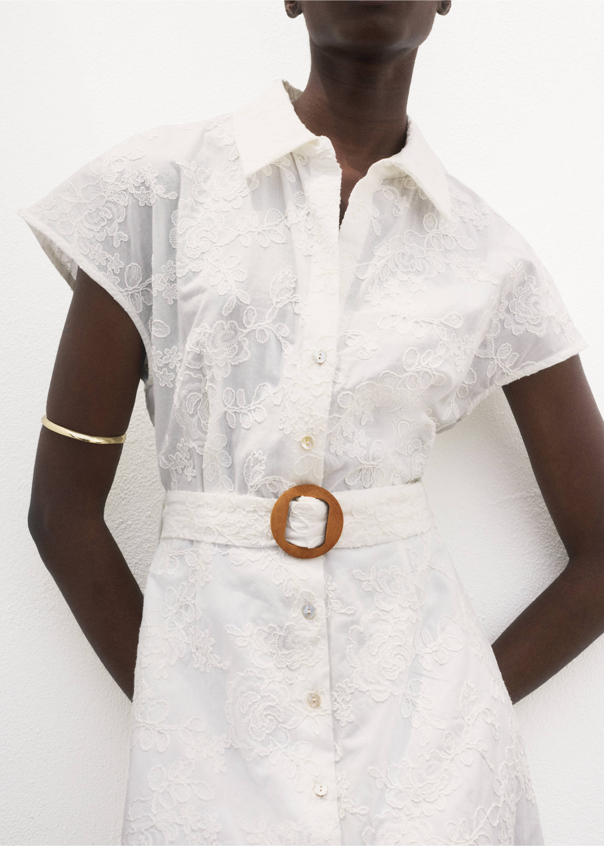 Embroidered shirt dress with belt - Details of the article 6, White. Ref: 87029065-00.