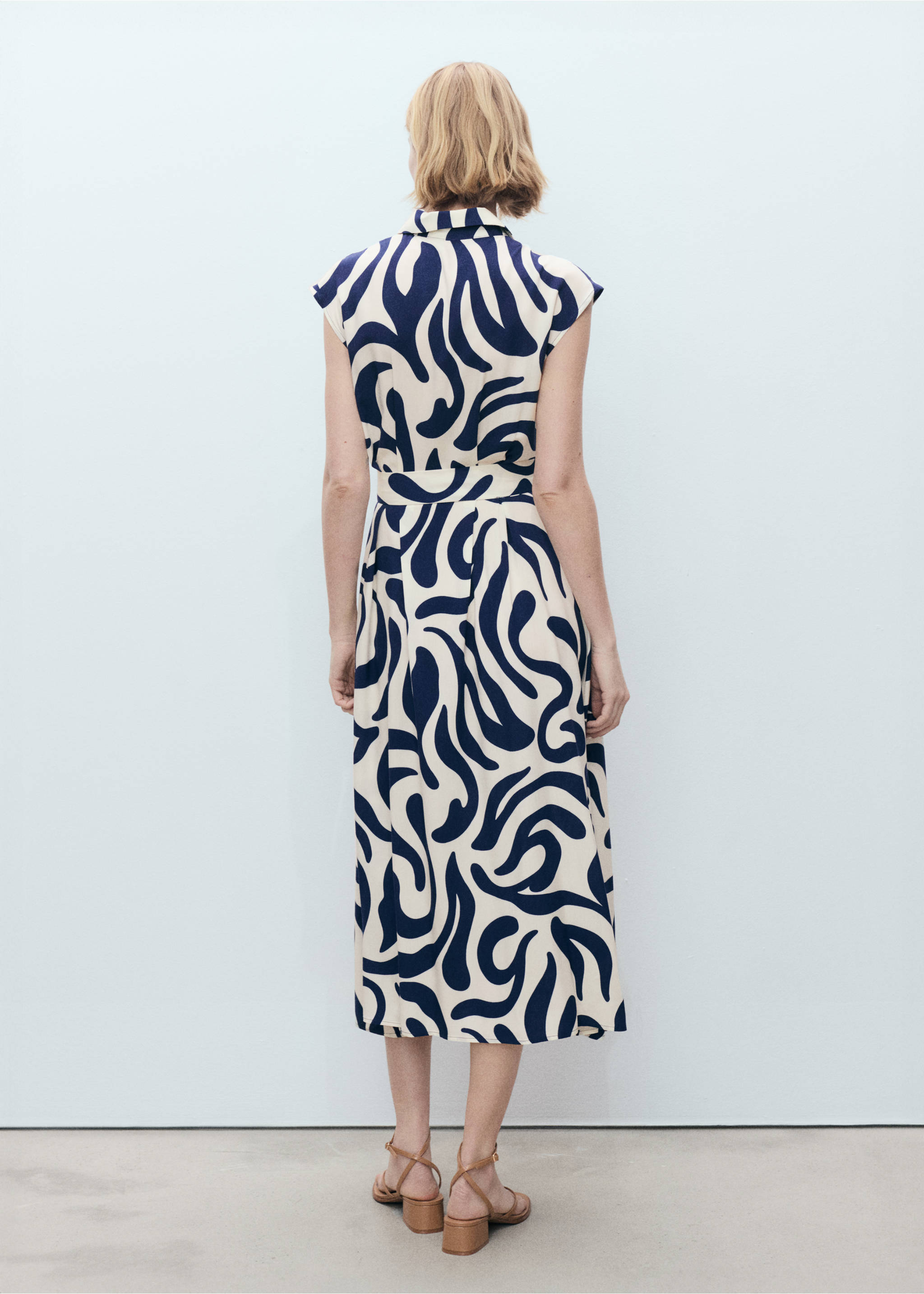 Vestido camisero estampado cinturón - Reverso del artículo, Azul. Ref: 87029066-00.