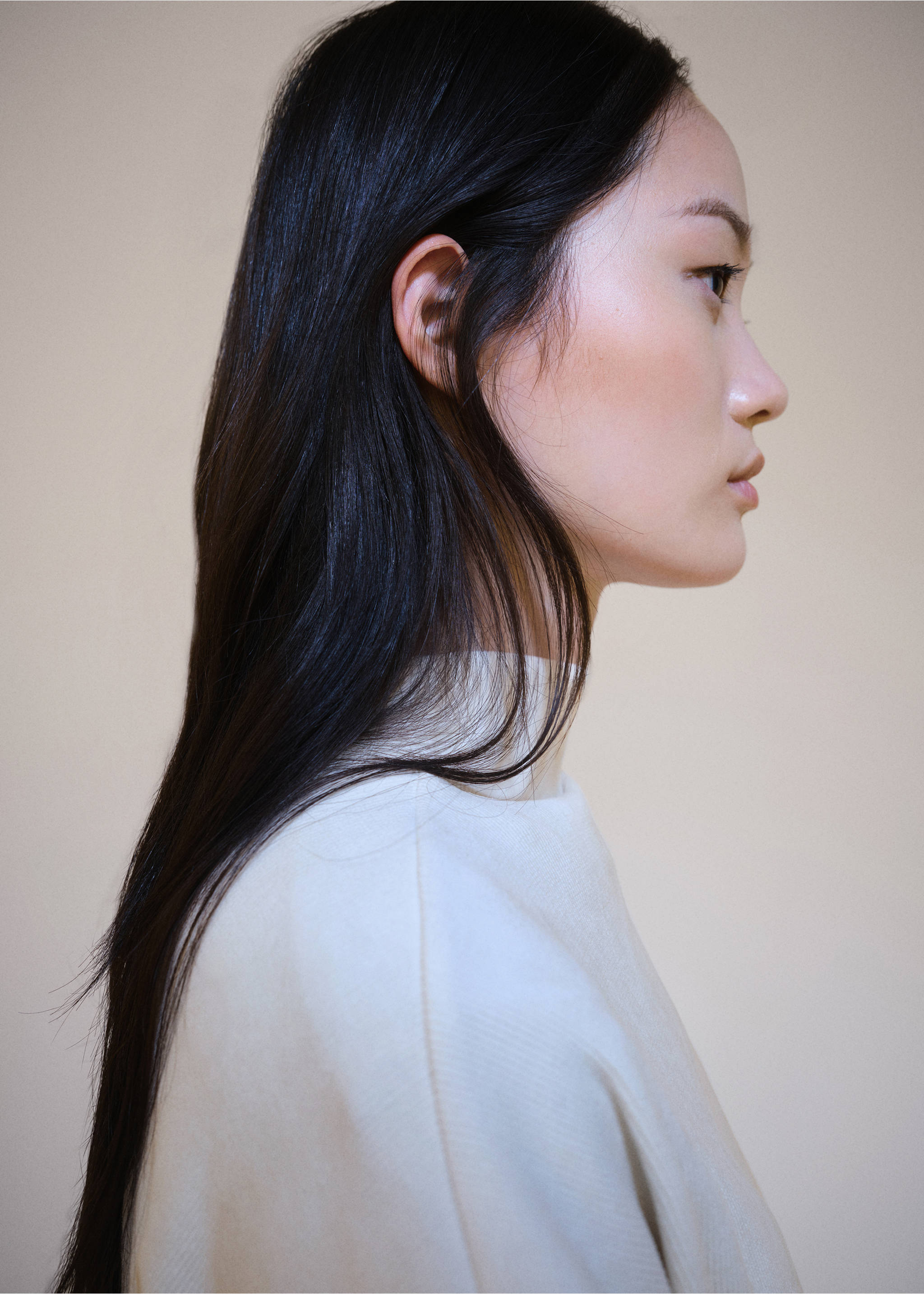 Corduroy sweatshirt with perkins neck - Details of the article 1, Ecru. Ref: 87030351-00.