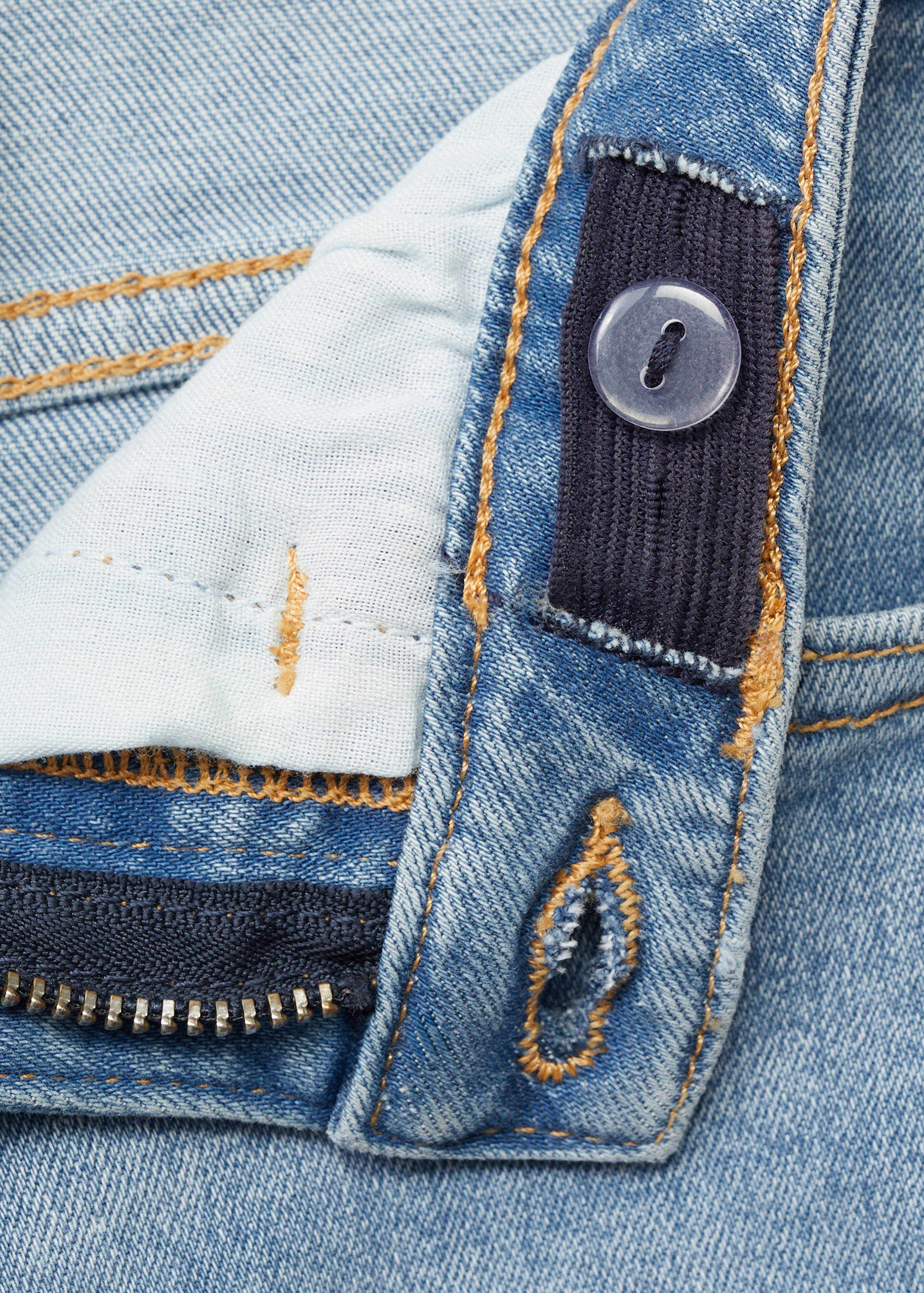 Frayed low-rise skinny jeans - Details of the article 8