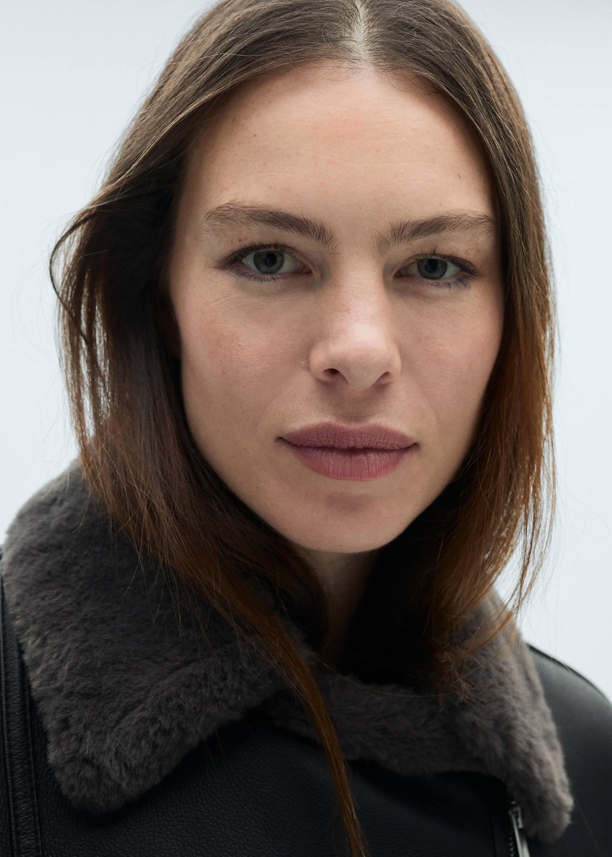 Double-Face-Jacke mit Ledereffekt - Detail des Artikels 4