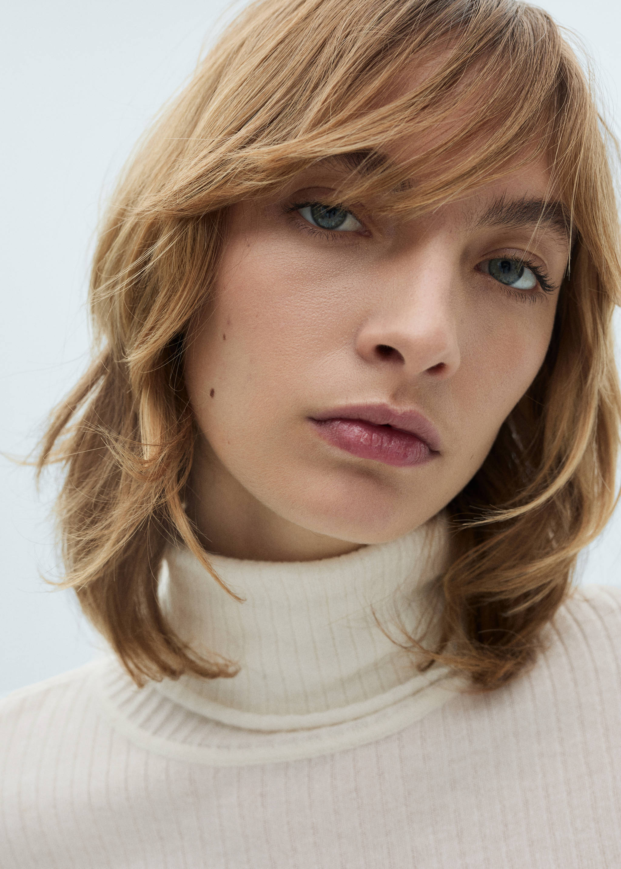 Pull-over laine mélangée col roulé - Détail de l'article 1