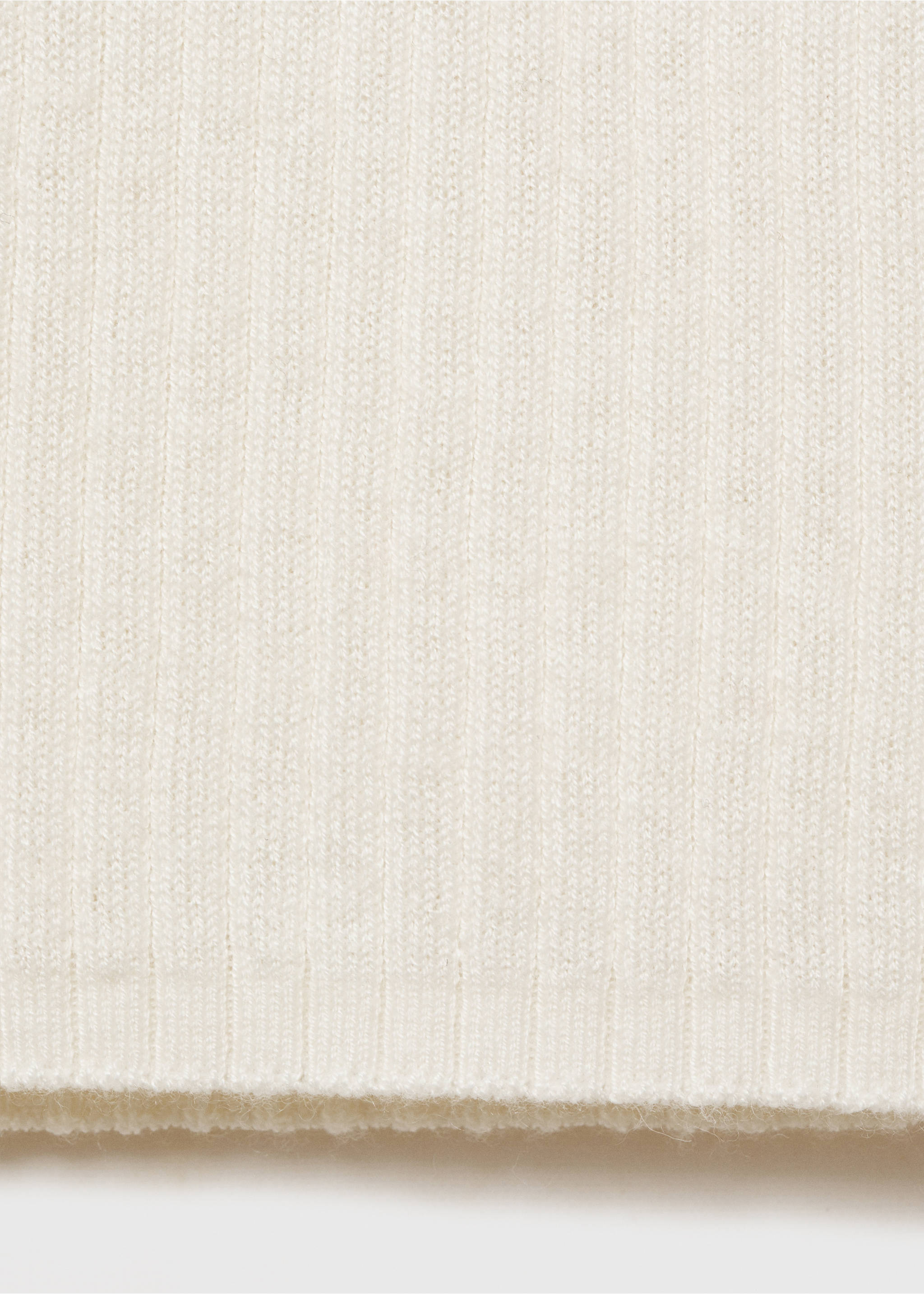 Rollkragenpullover aus Wollgemisch - Detail des Artikels 0, Ecru. Ref: 87030441-00.