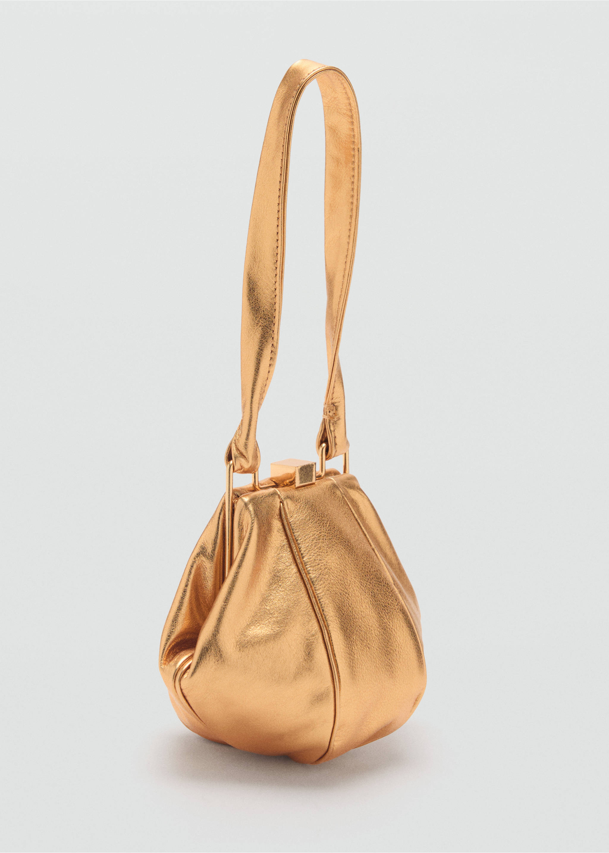 Leather metallic bag - Medium plane, Gold. Ref: 87030448-00.