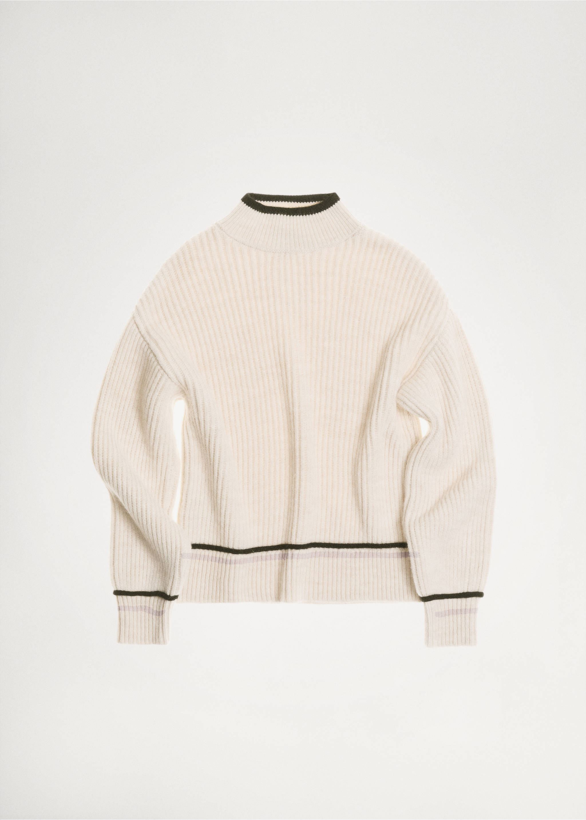 Perkins-neck sweater with contrasting details - Details of the article 7, Beige. Ref: 87030454-00.