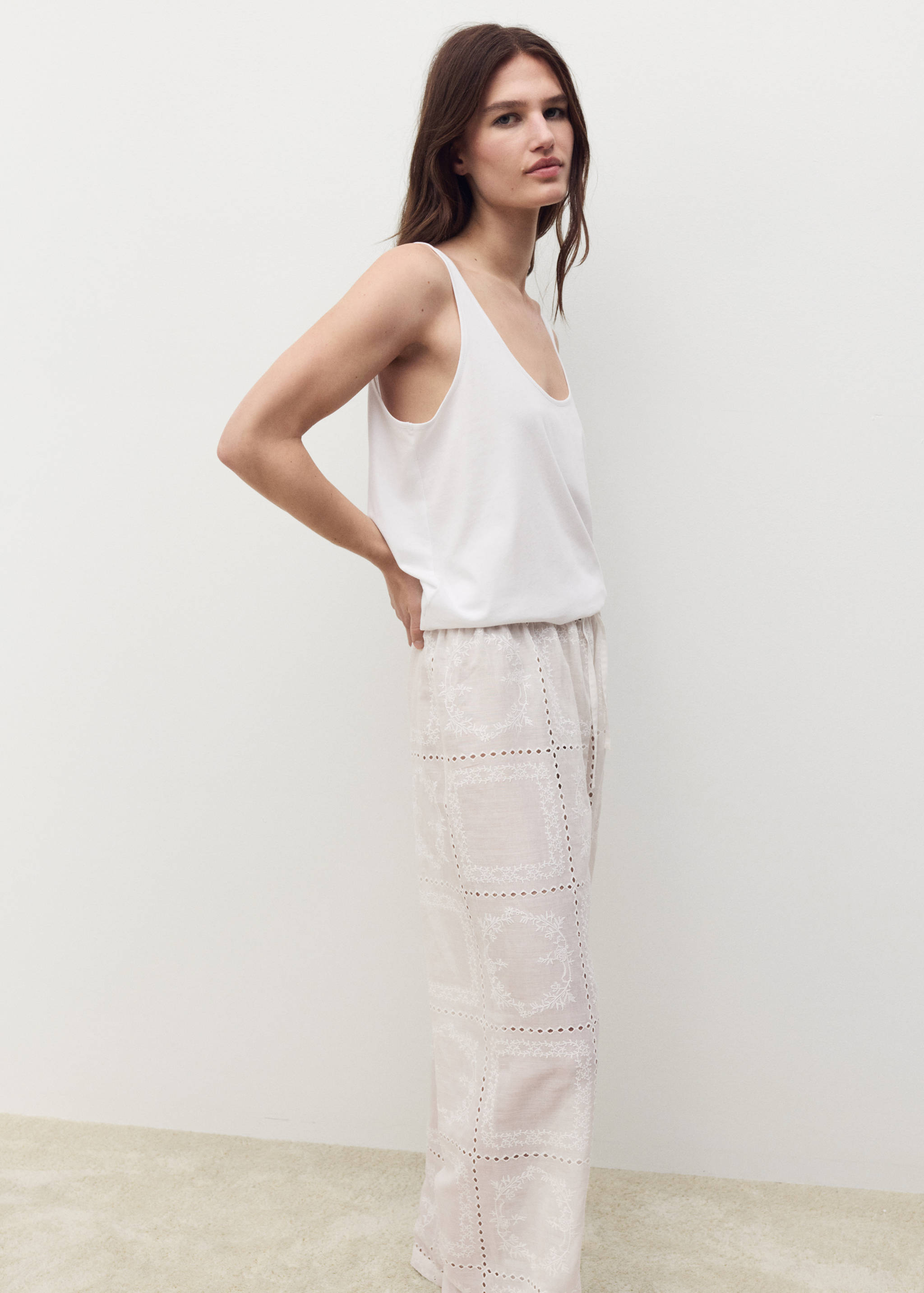 Haftowane spodnie ze 100% ramii - Szczegóły artykułu 1