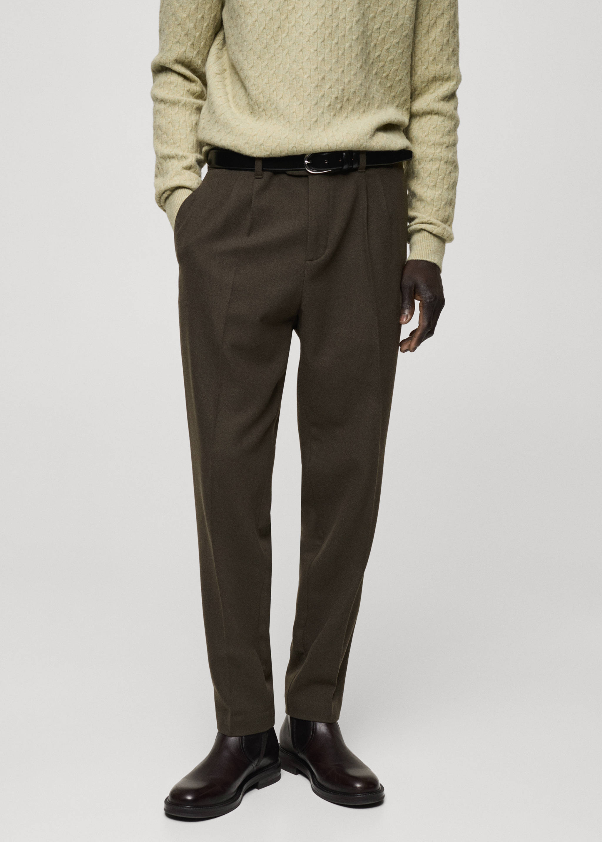 Pantalón lana franela pinzas - Plano medio