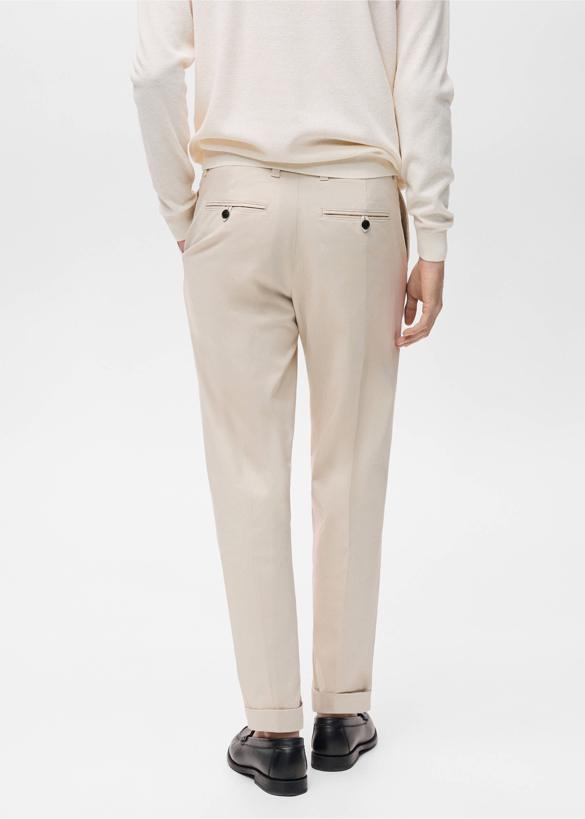 Pantalón pinzas bajo vuelta - Reverso del artículo, Beige. Ref: 87030579-00.