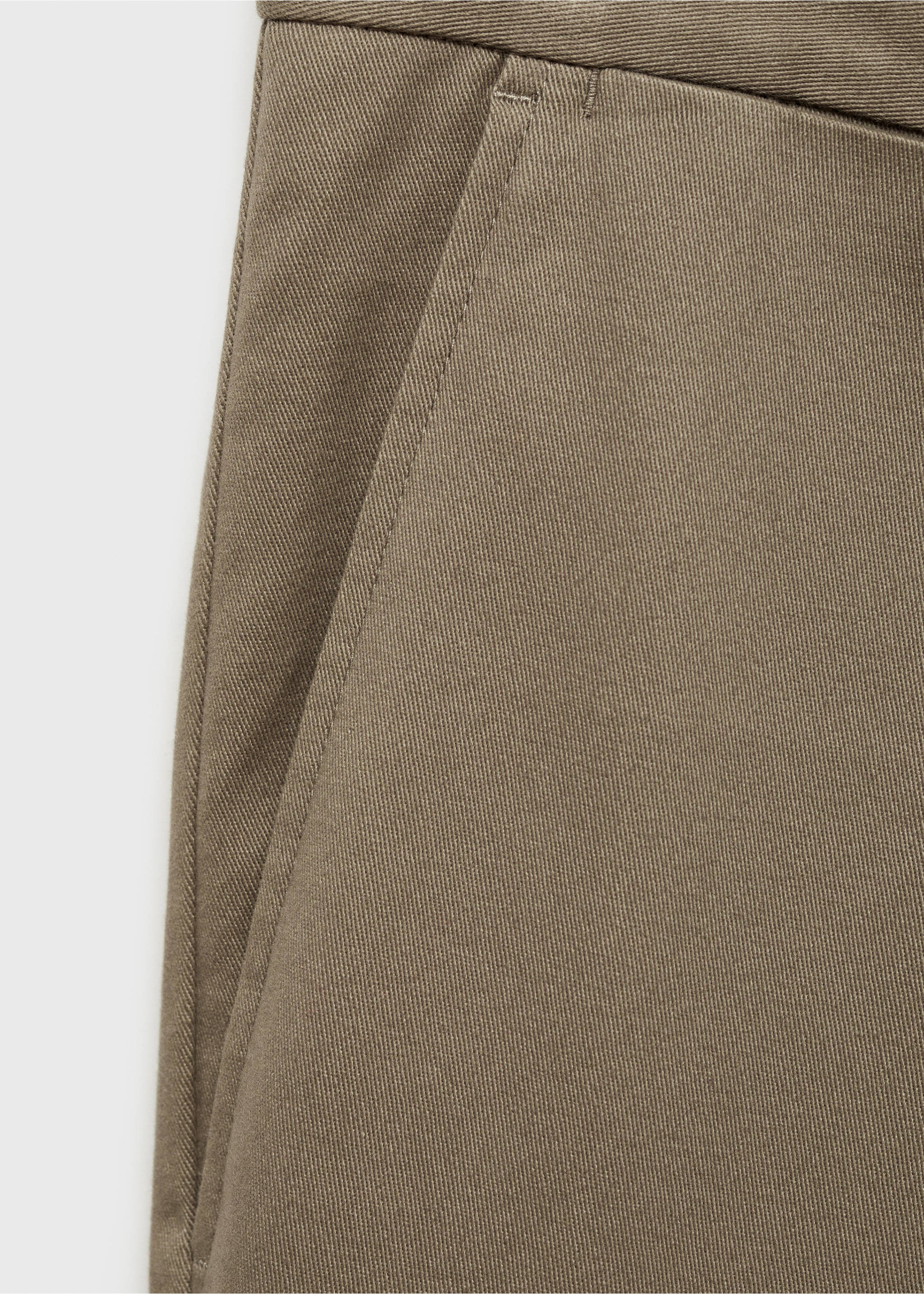 Bundfaltenhose mit Hosenaufschlag - Detail des Artikels 0, Khaki. Ref: 87030579-00.