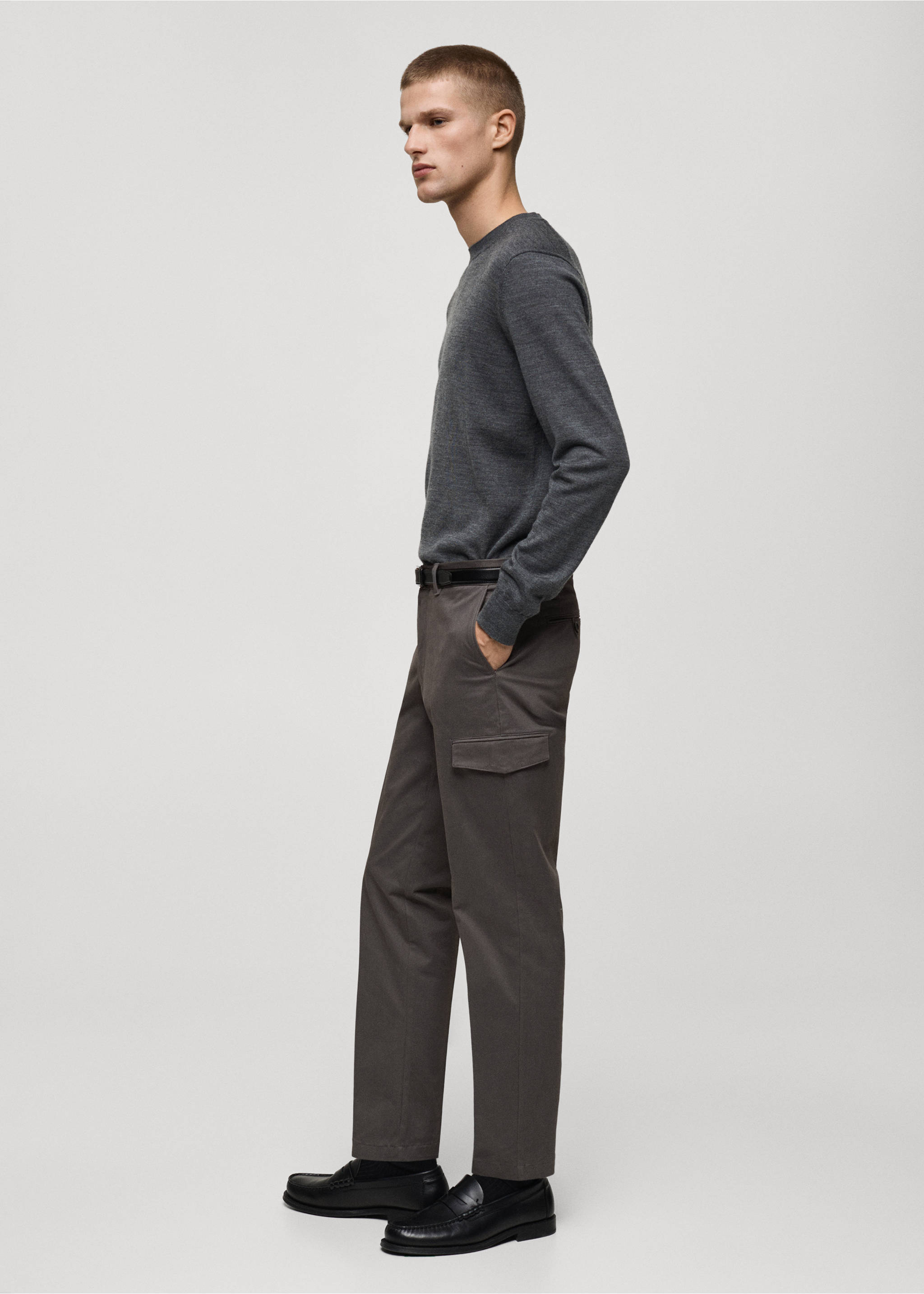 Regular fit cotton cargo trousers - Details of the article 2, Grey. Ref: 87030580-00.