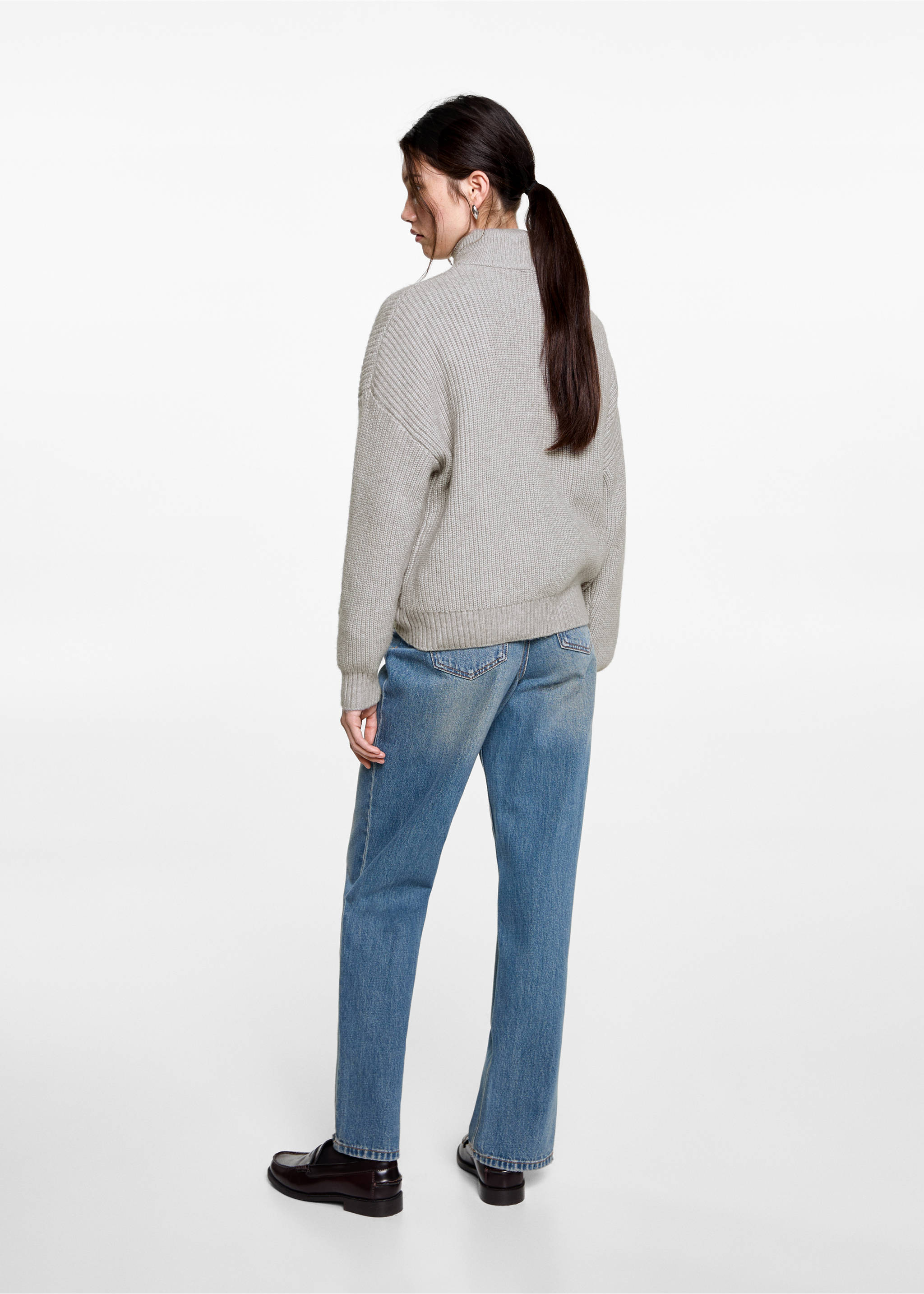 Button-neck lace blouse - Reverse of the article, Grey. Ref: 87030593-00.