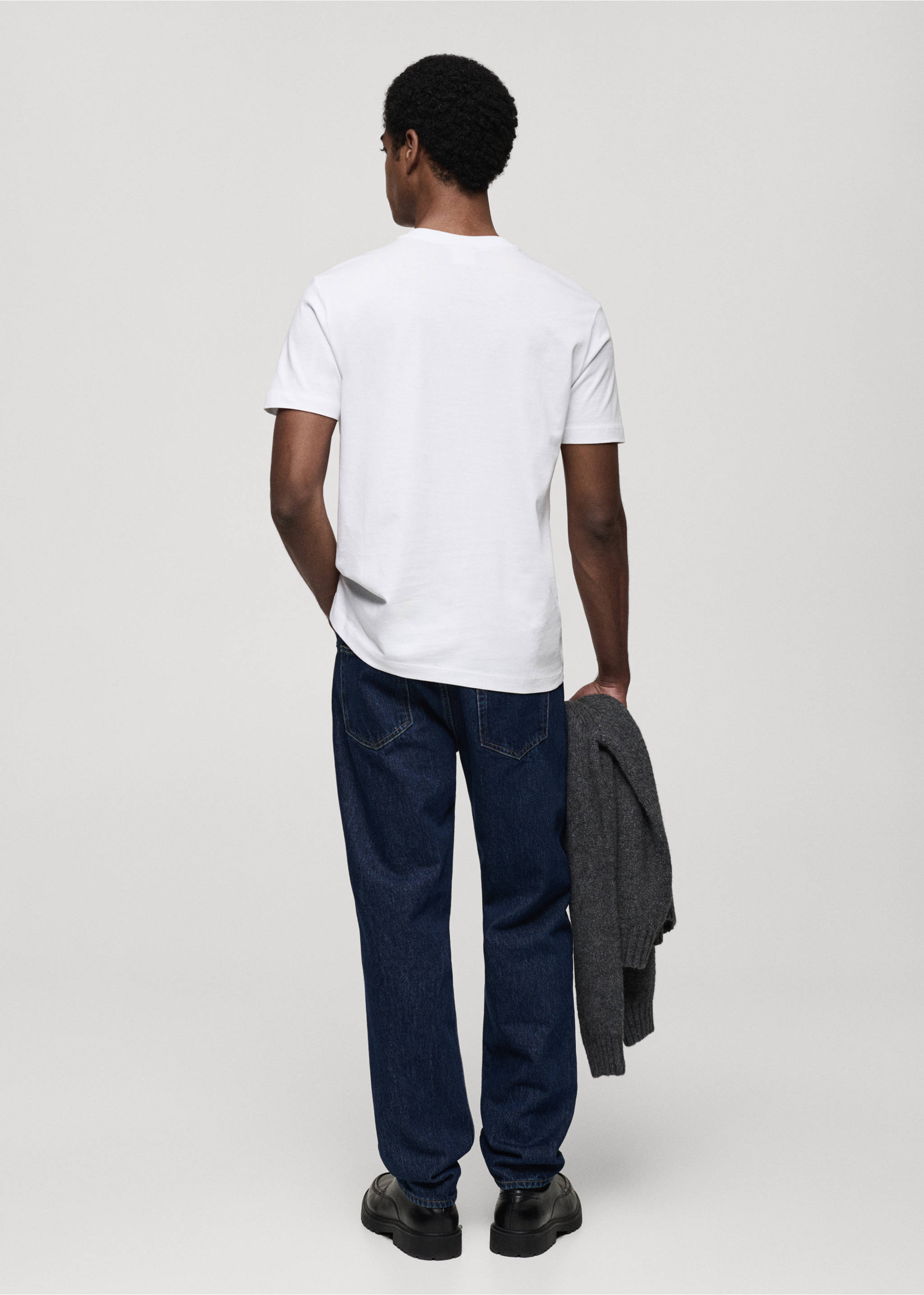 Samarreta escot en punta slim fit 100% cotó - Revers de l'article, Blanc. Ref: 87030599-00.