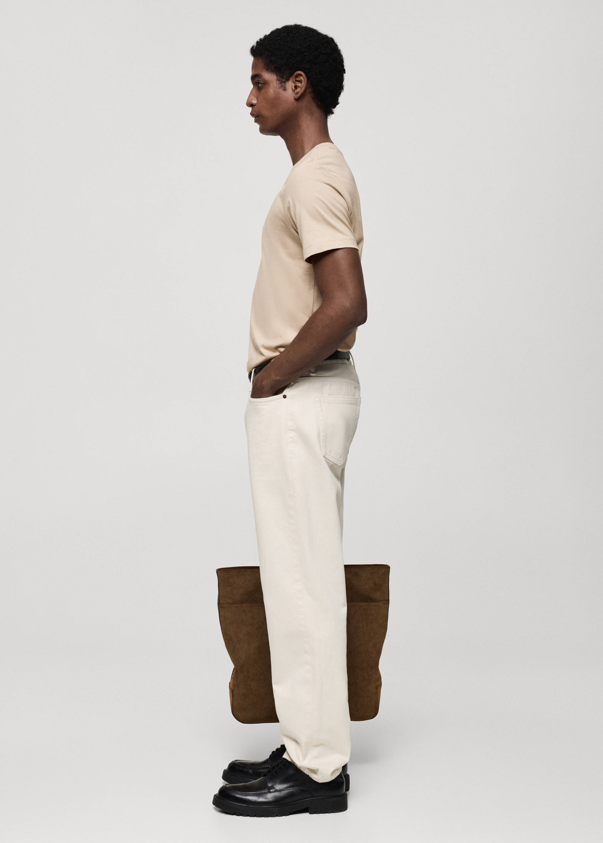 T-shirt col en V slim-fit 100 % coton - Détail de l'article 2