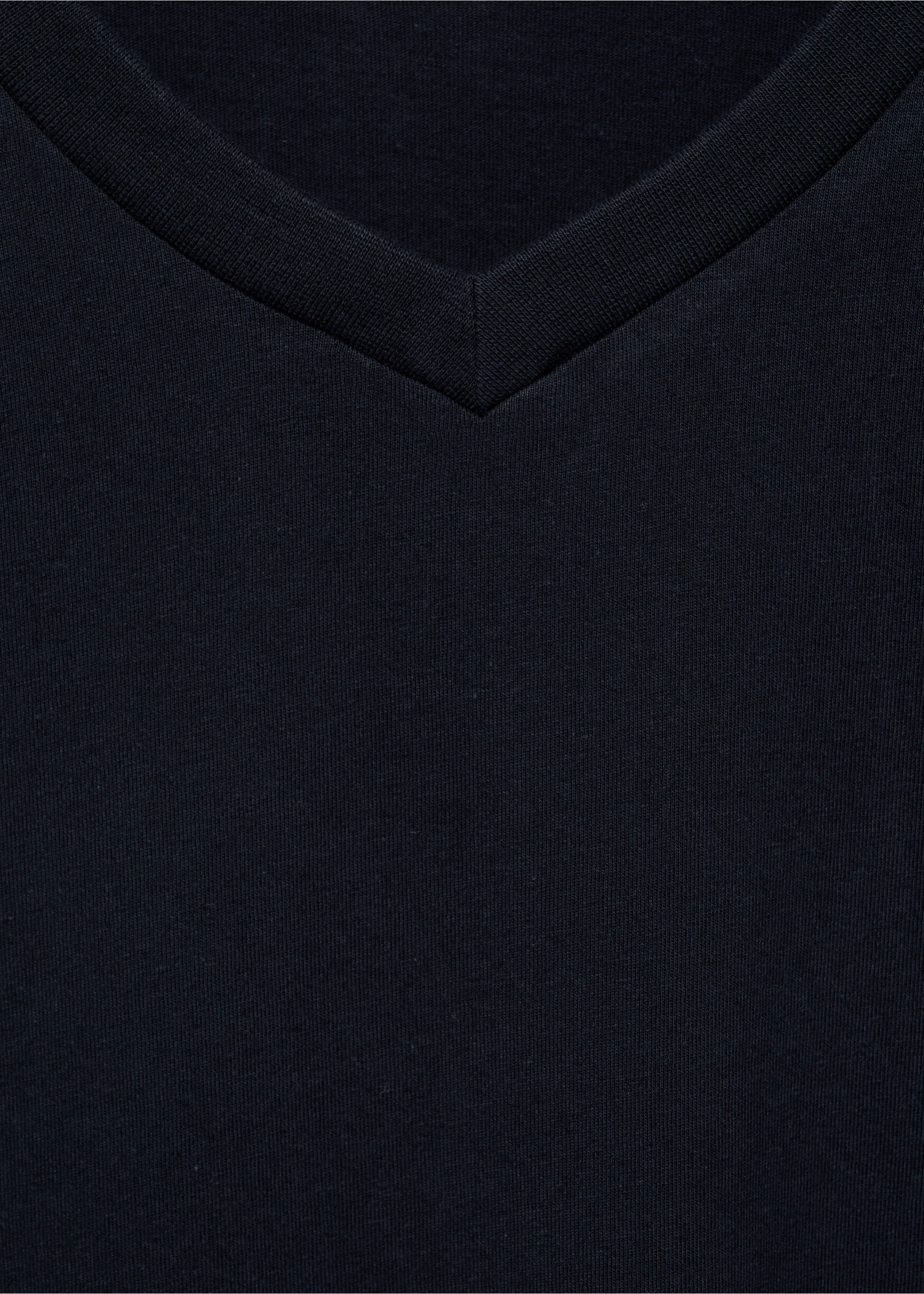 100% cotton slim-fit V-neck t-shirt - Details of the article 8, Dark Navy. Ref: 87030599-00.