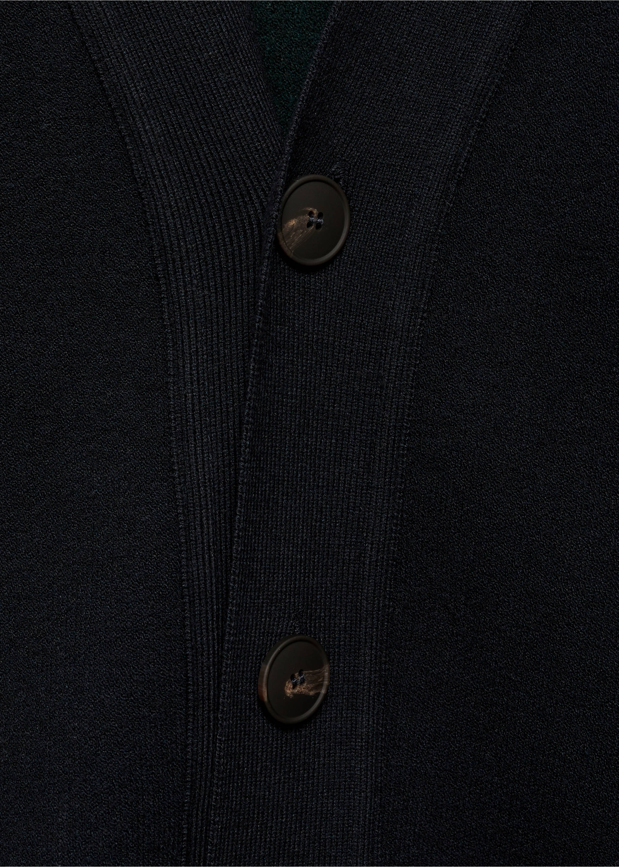 Knitted button cardigan - Details of the article 8, Dark Navy. Ref: 87030600-00.