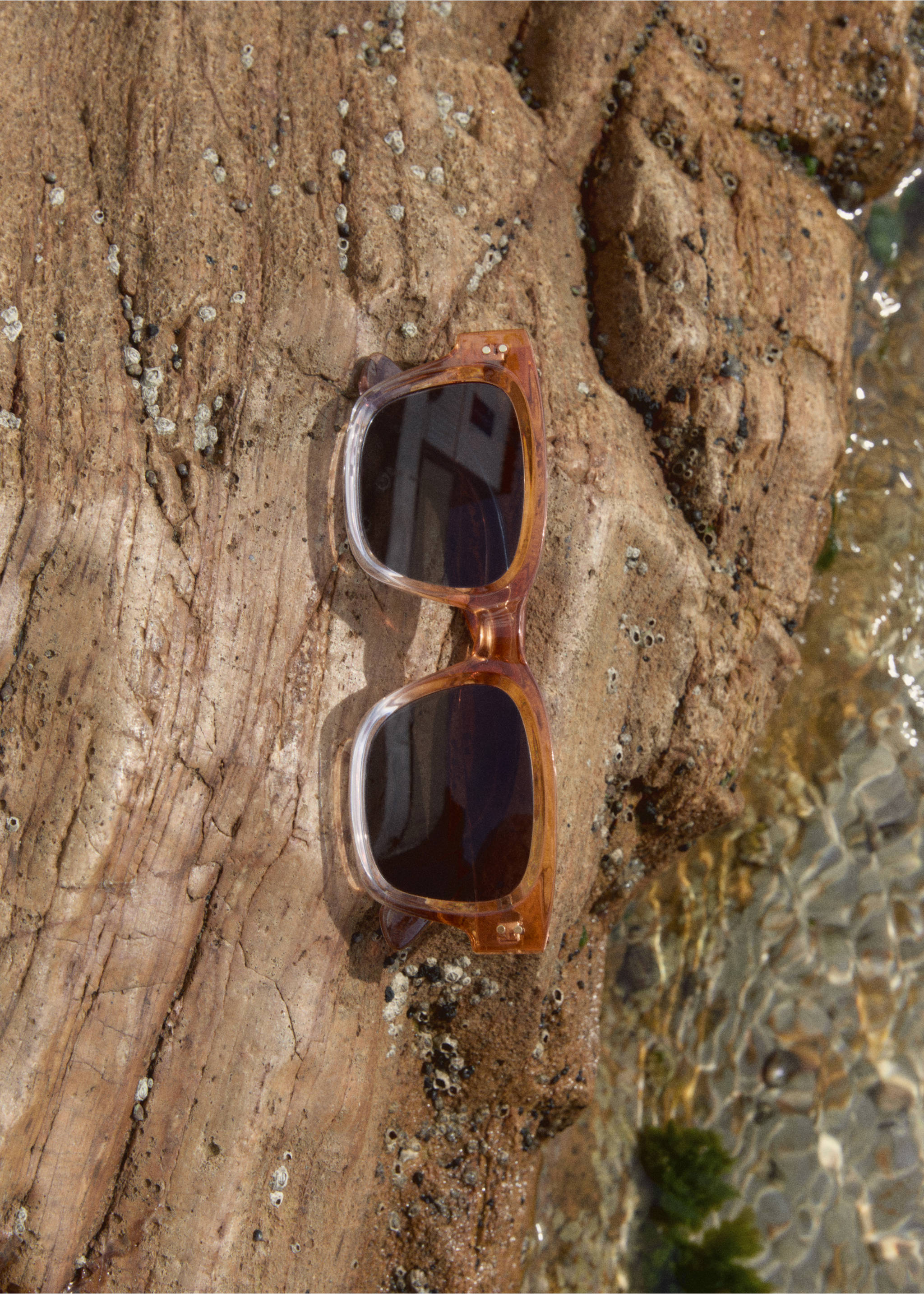 Lunettes de soleil monture dégradée - Plan général, Ocre. Ref: 87030609-00.