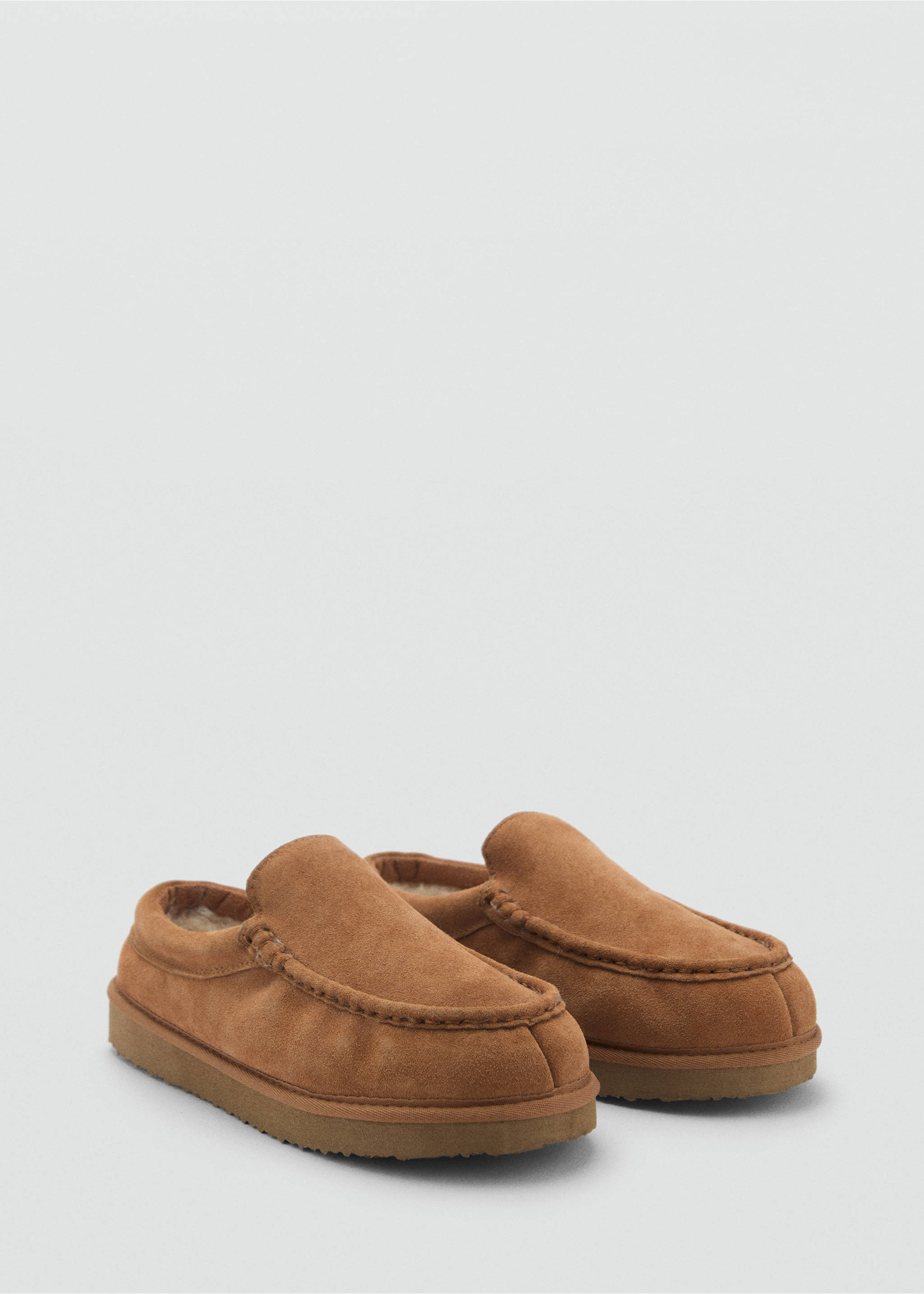 Suede clogs with sheepskin lining - Medium plane, Brown. Ref: 87030613-00.