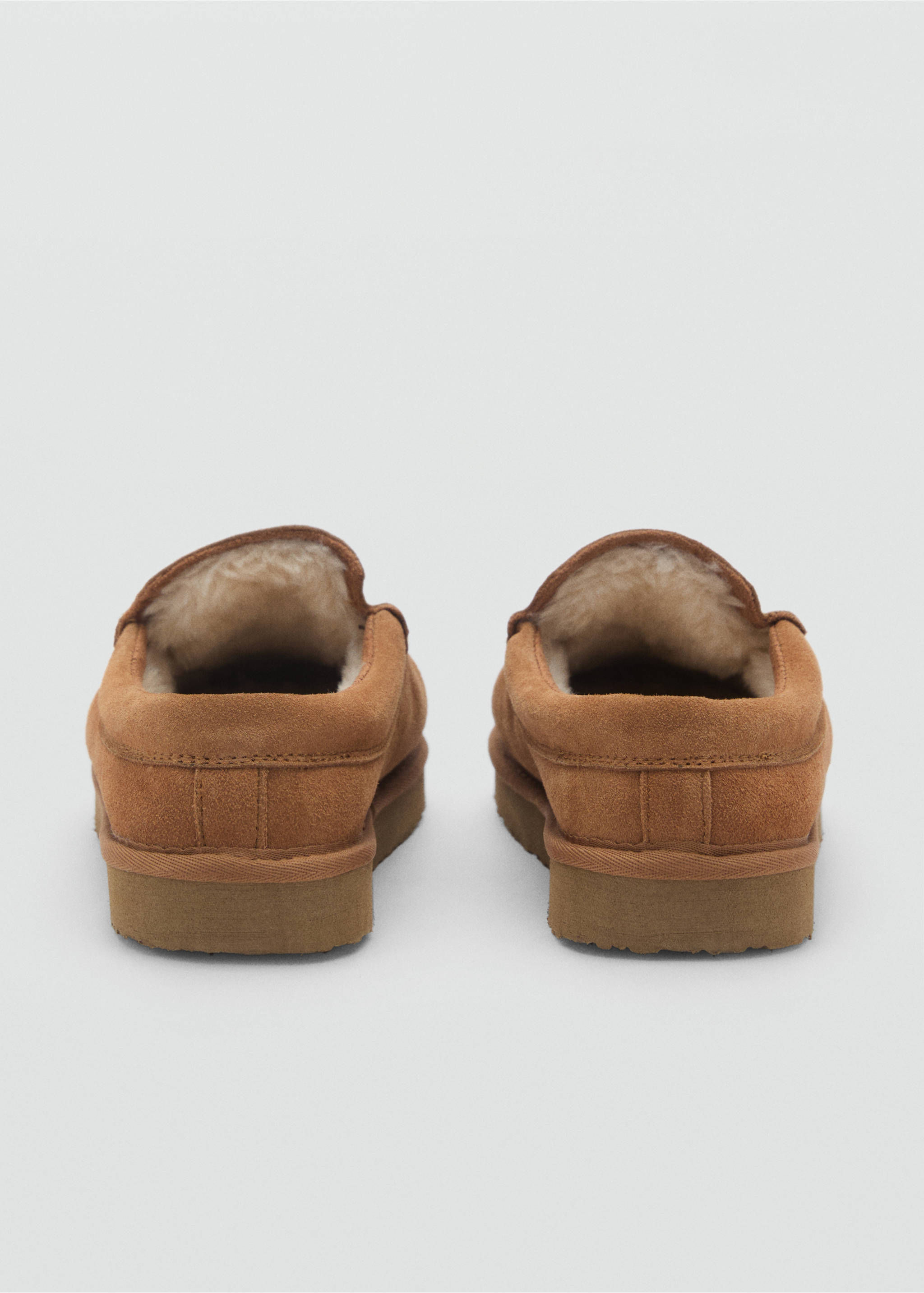 Suede clogs with sheepskin lining - Details of the article 1, Brown. Ref: 87030613-00.