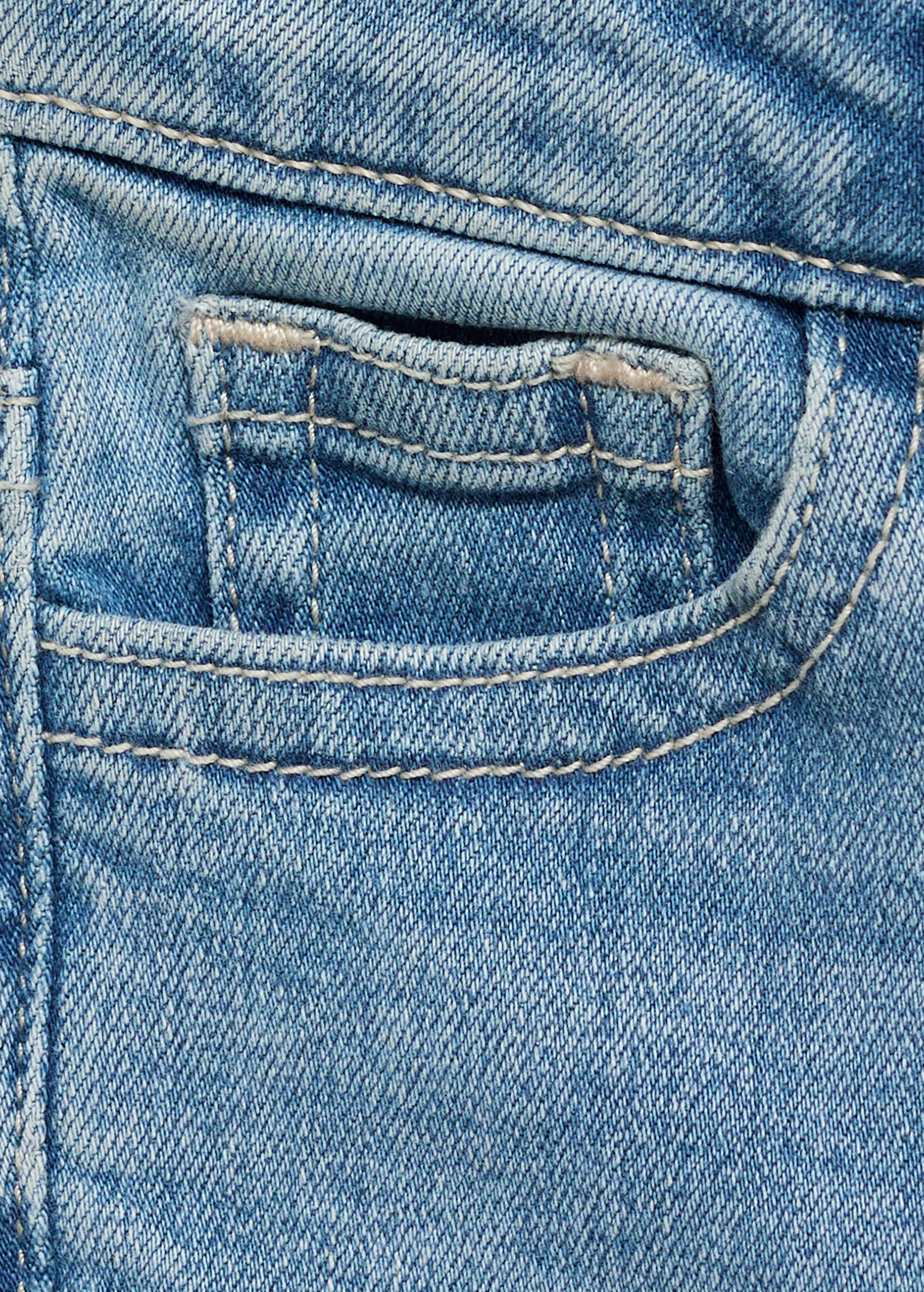 Frayed low-rise skinny jeans - Details of the article 8