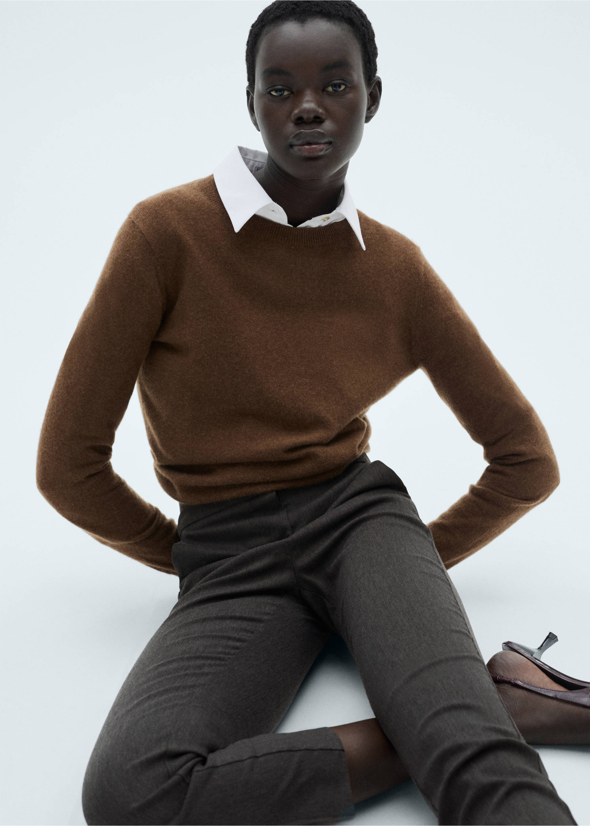 Crop skinny trousers - Details of the article 2, Grey. Ref: 87030626-00.