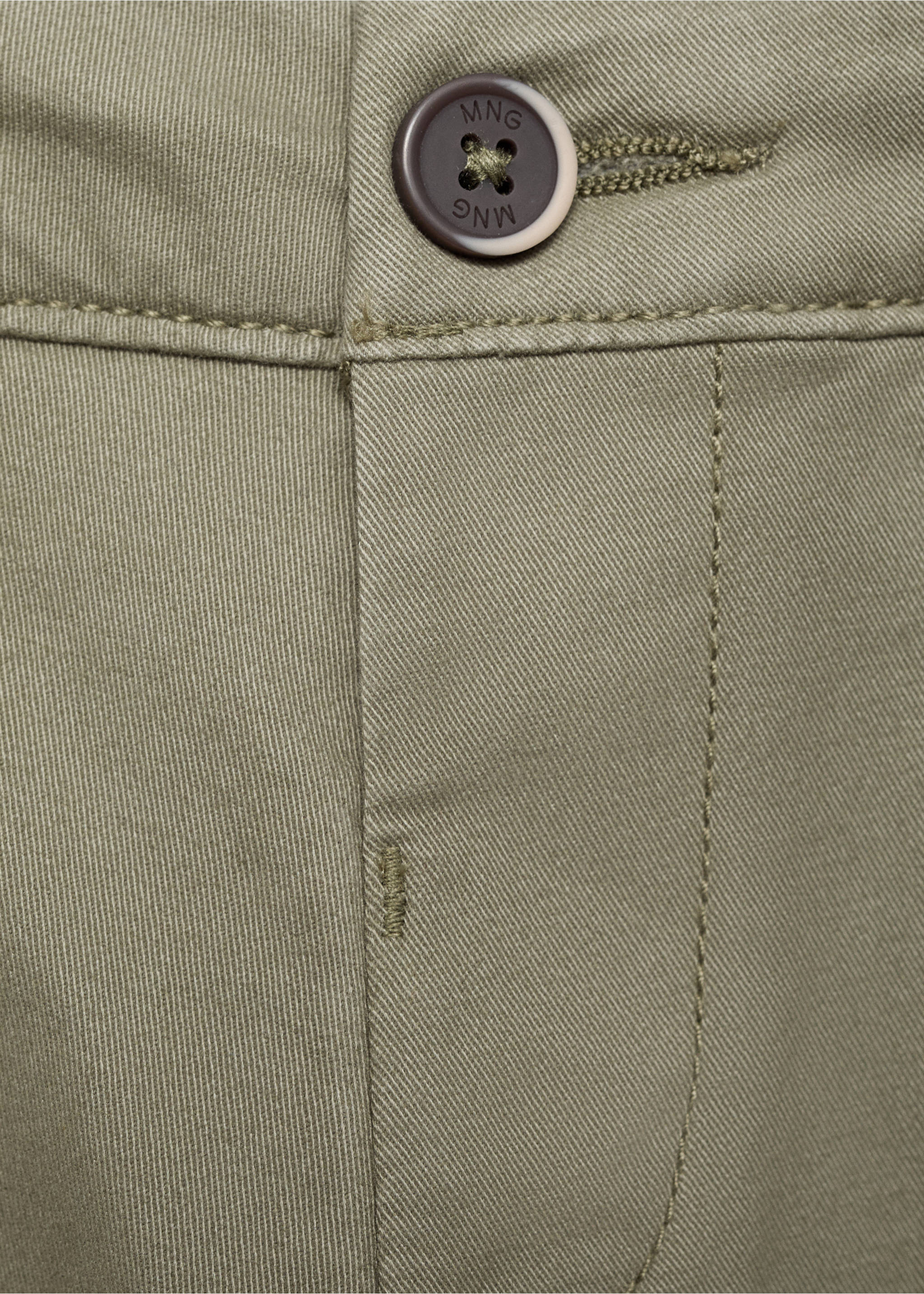 Chinohose aus Baumwolle - Detail des Artikels 8, Khaki. Ref: 87030627-00.