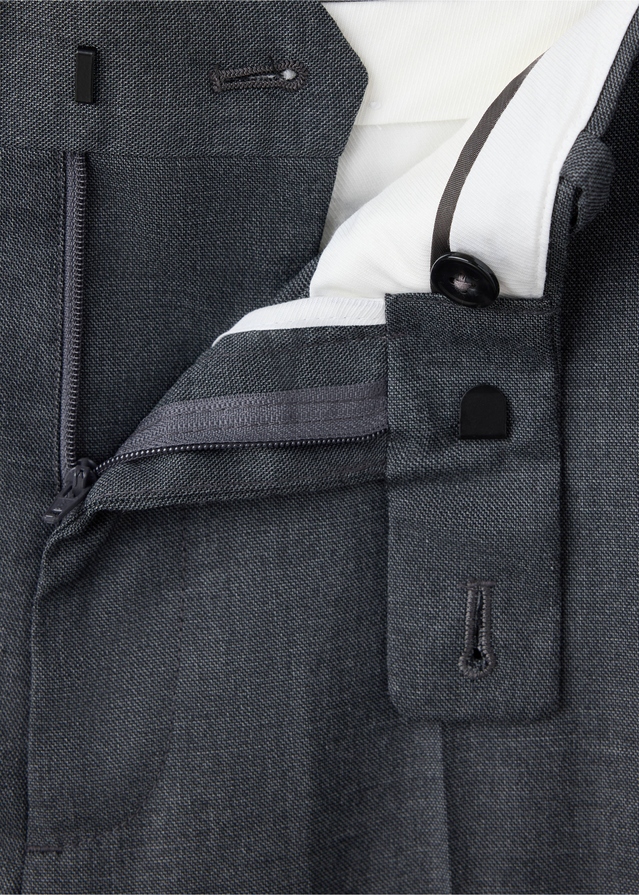 TROUSERS MILANU - Details of the article 9, Grey. Ref: 87030635-00.