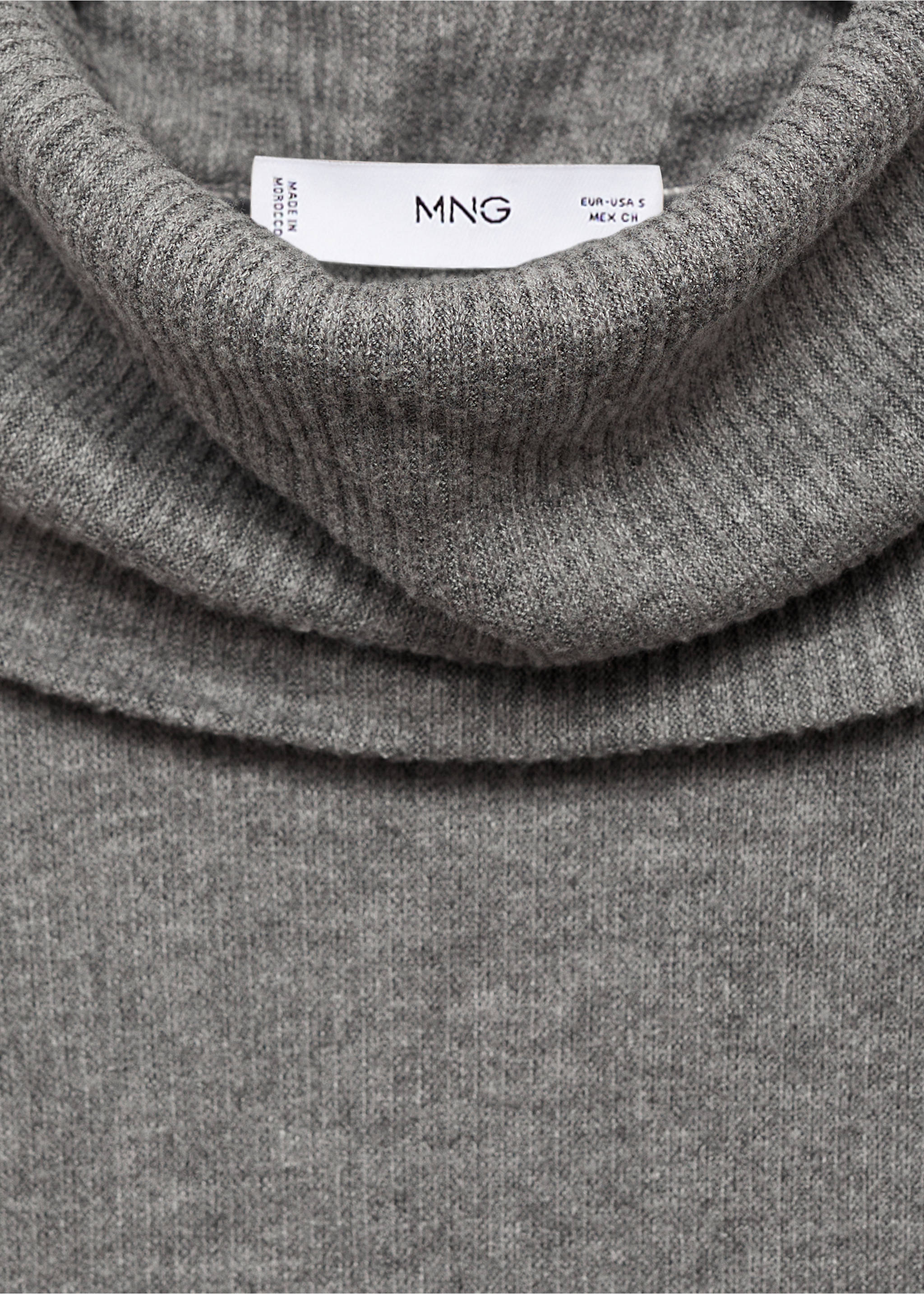 Turtle neck ribbed t-shirt - Details of the article 8, Grey. Ref: 87030639-00.