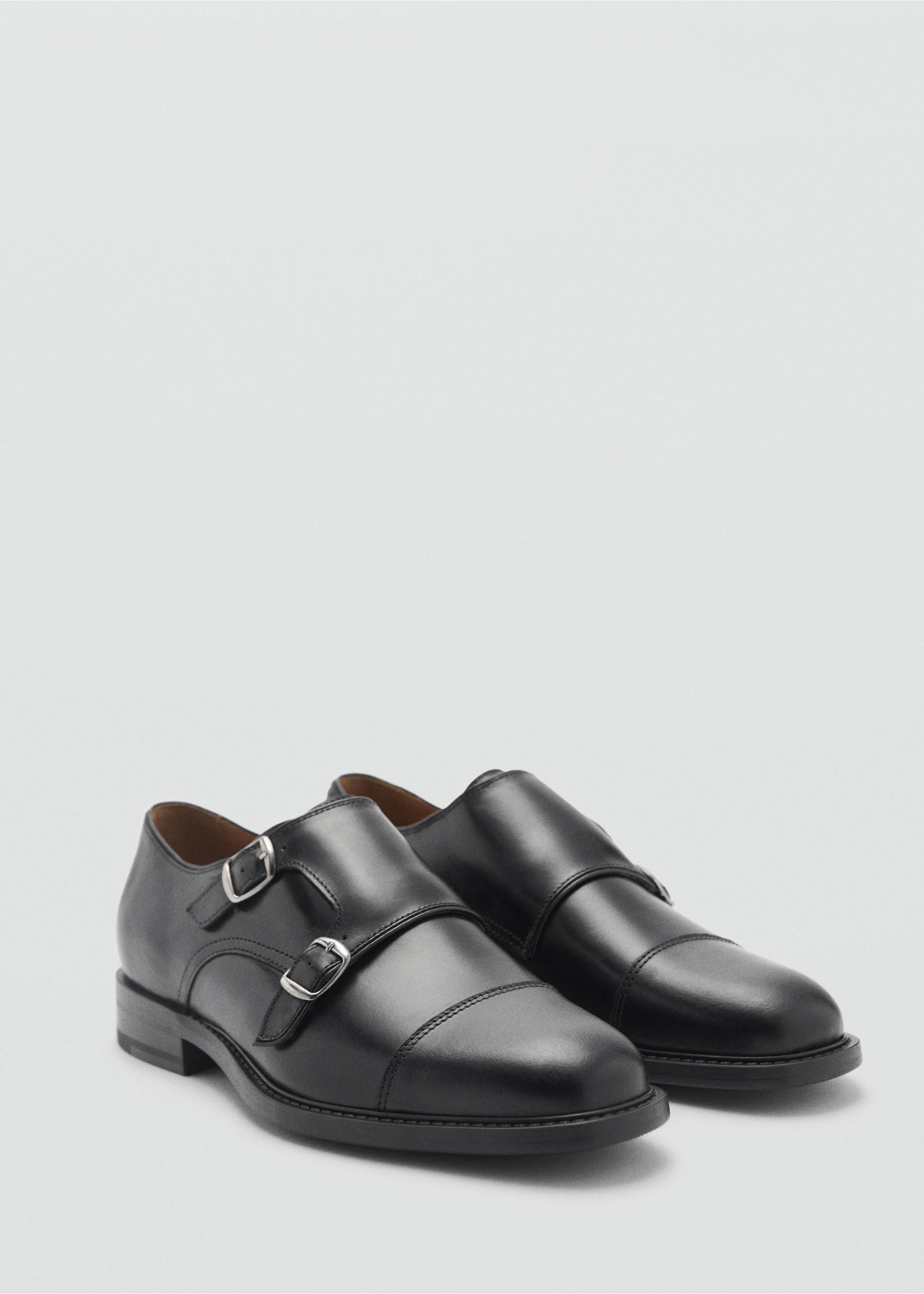 Zapato piel doble hebilla - Plano medio, Negro. Ref: 87030642-00.