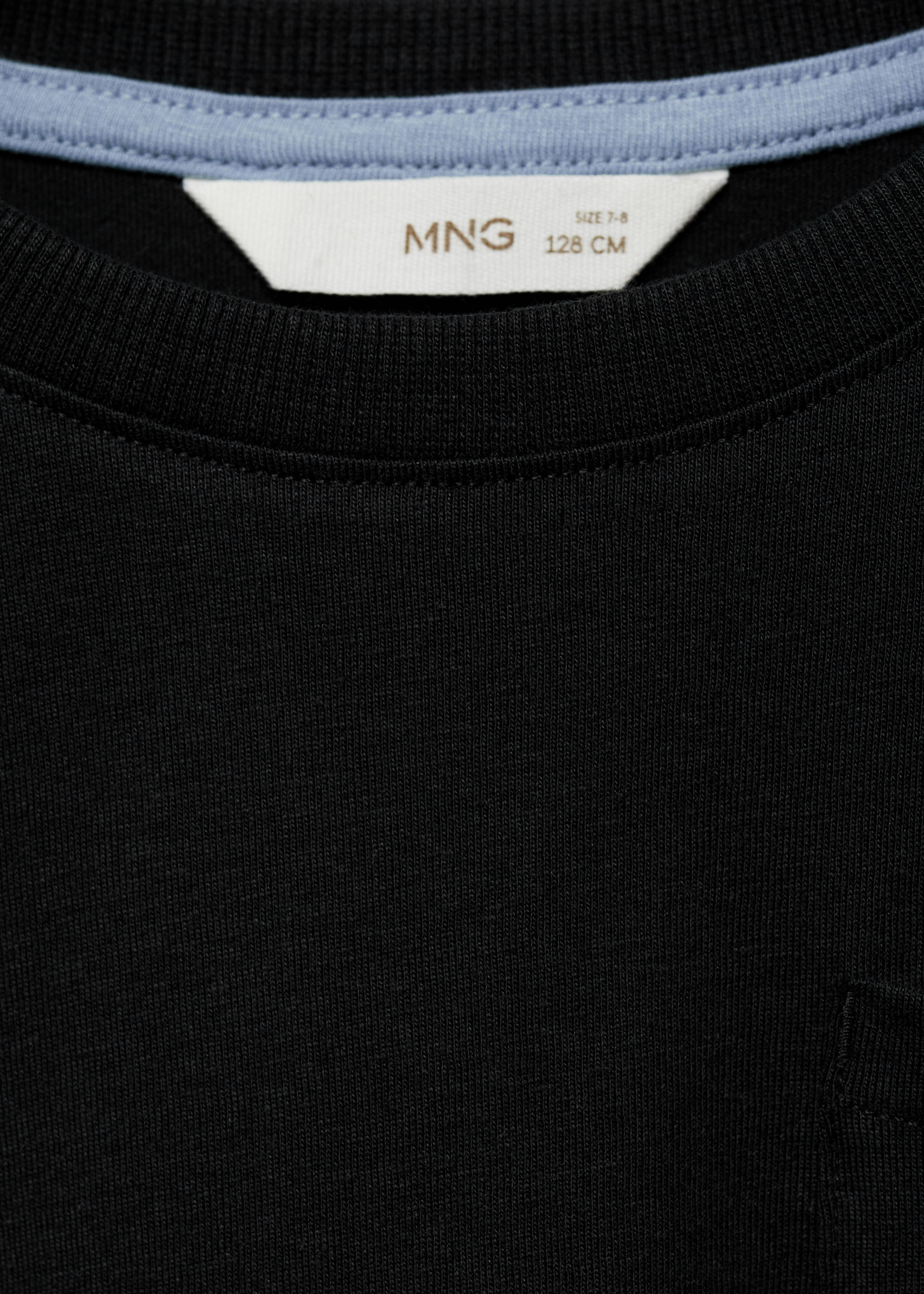 Basic T-shirt - Details of the article 8