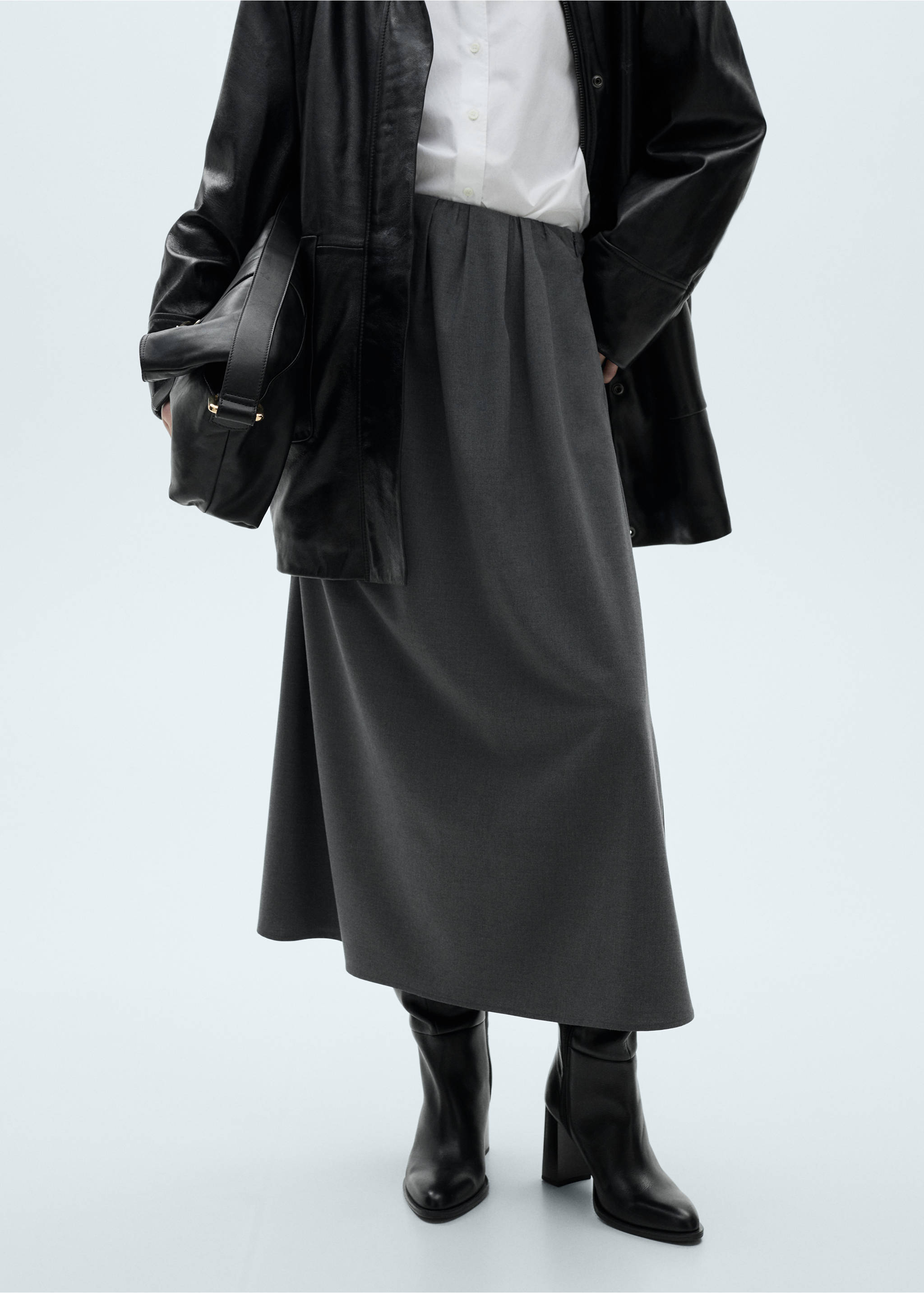 Jupe évasée plissée - Plan moyen, Gris. Ref: 87030654-00.