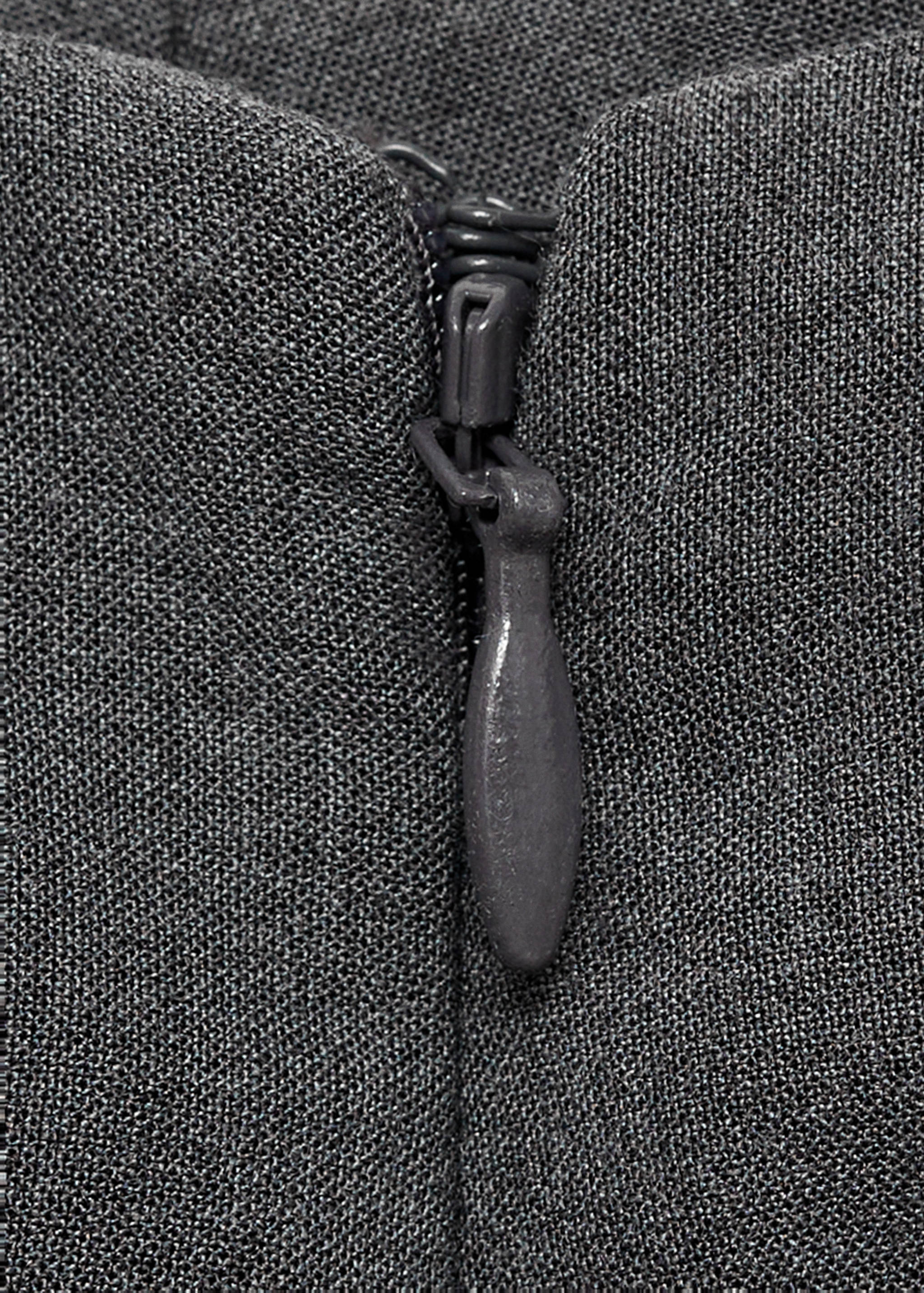 A-line pleated skirt - Details of the article 0