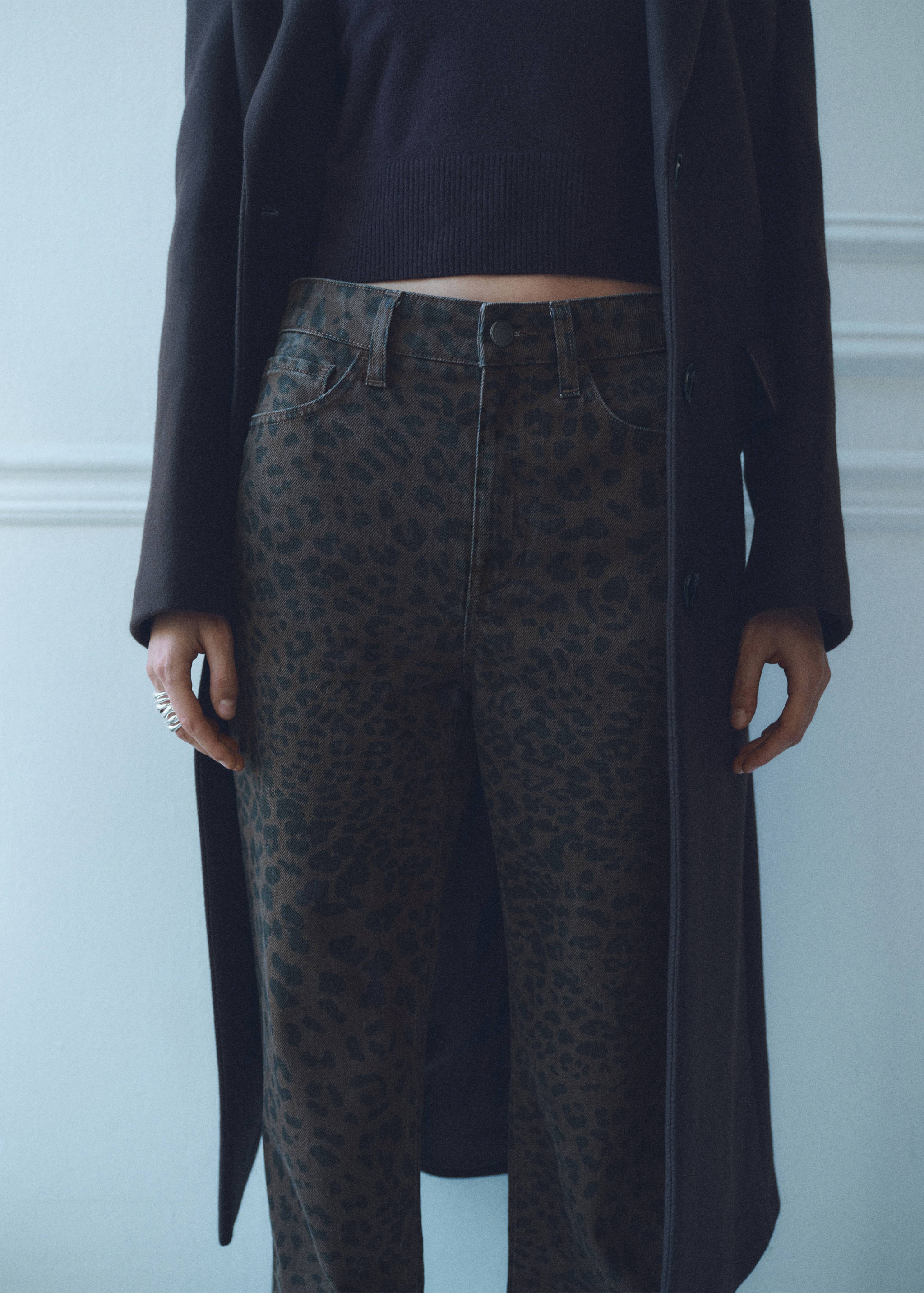 Rechte jeans met luipaardprint - Detail van het artikel 3