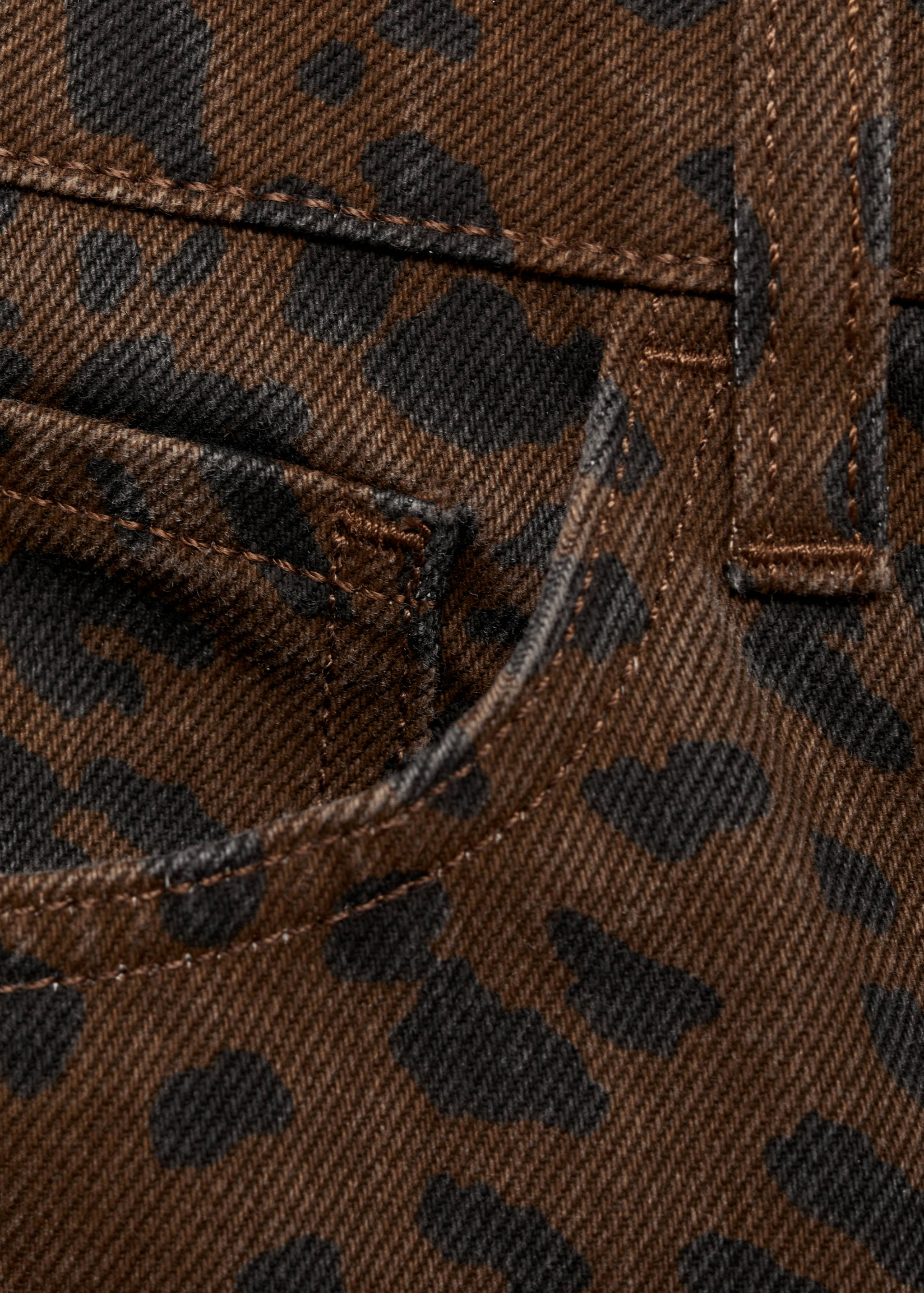 Leopard-print straight jeans - Details of the article 8