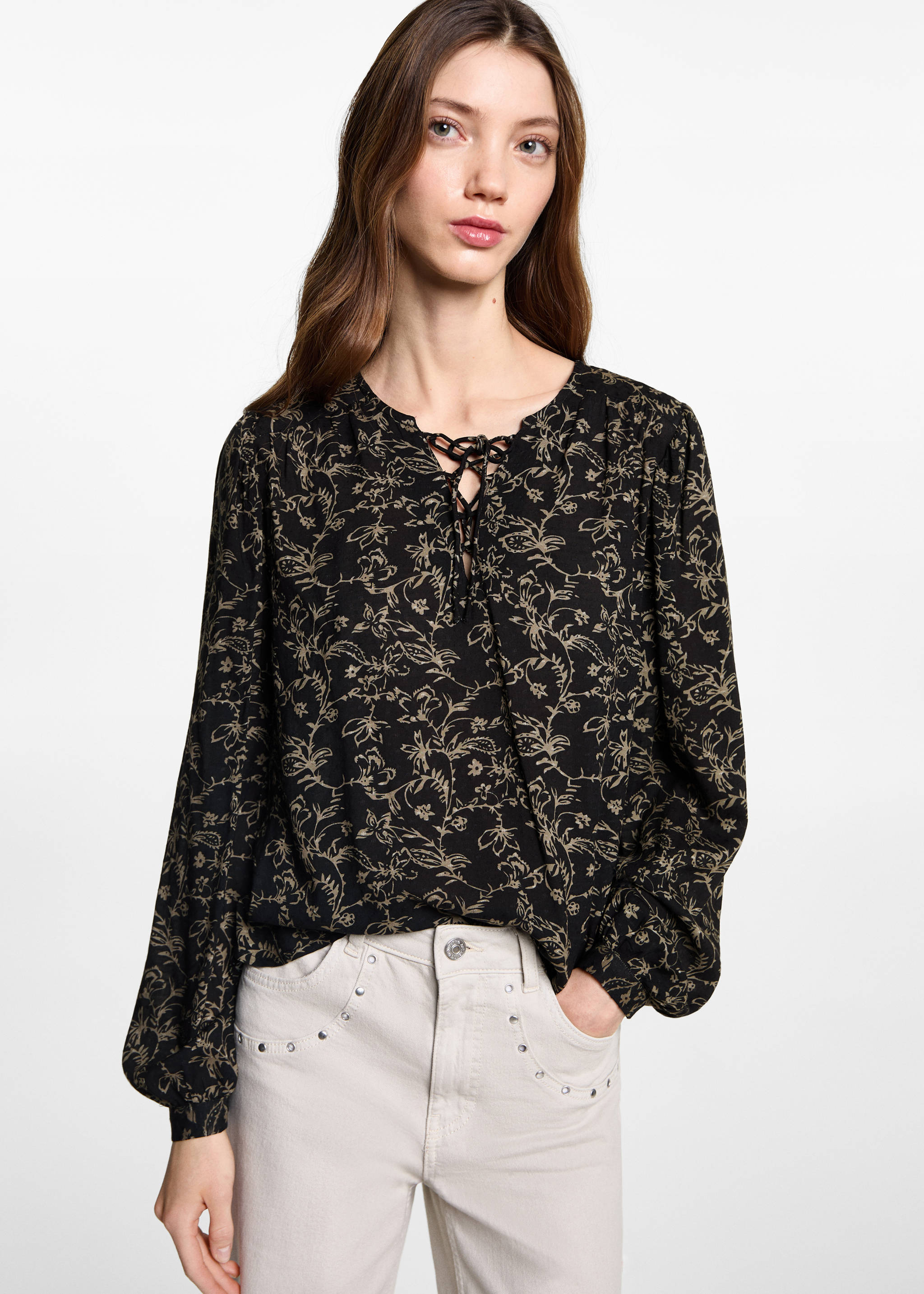 Blusa estampado floral - Plano medio