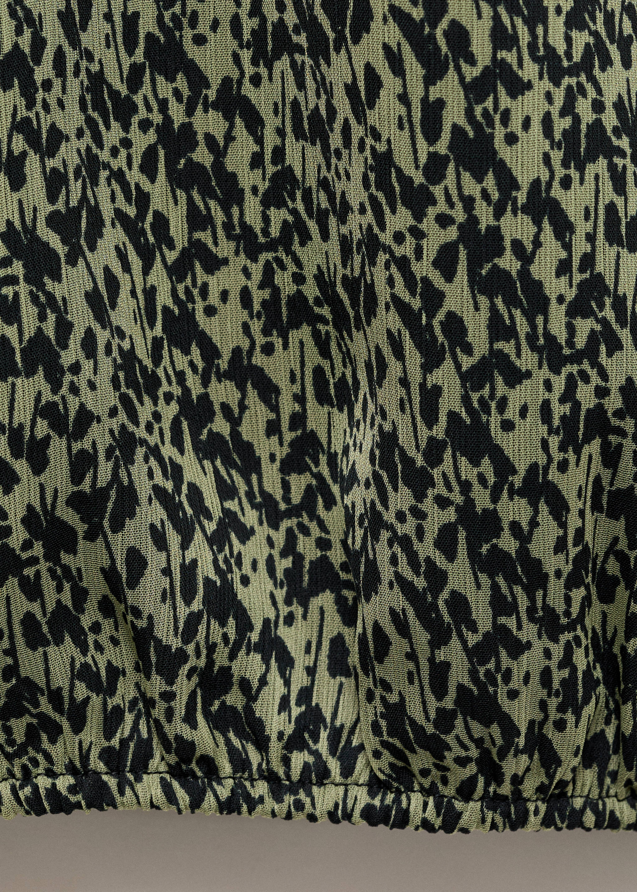 Asymmetrical blouse - Details of the article 8