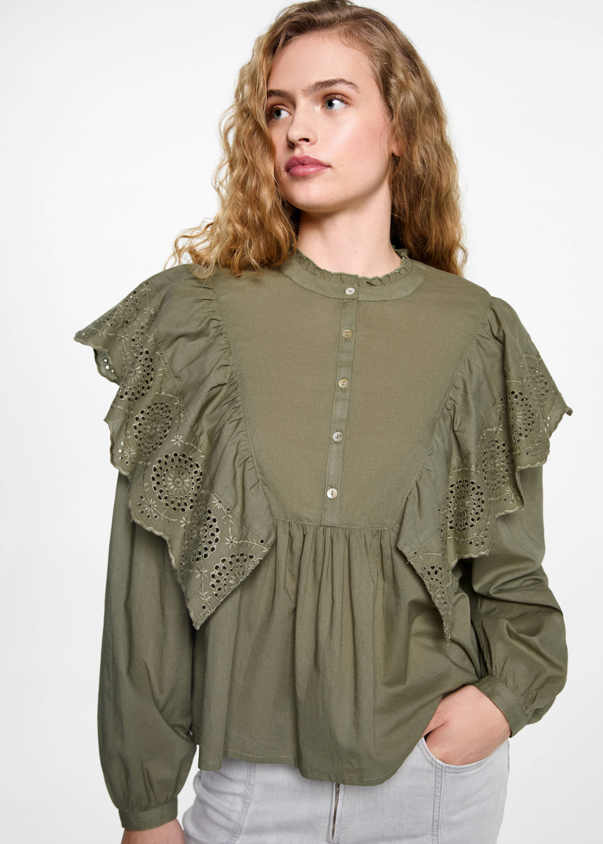 Blusa volantes - Plano medio, Khaki. Ref: 87031519-00.