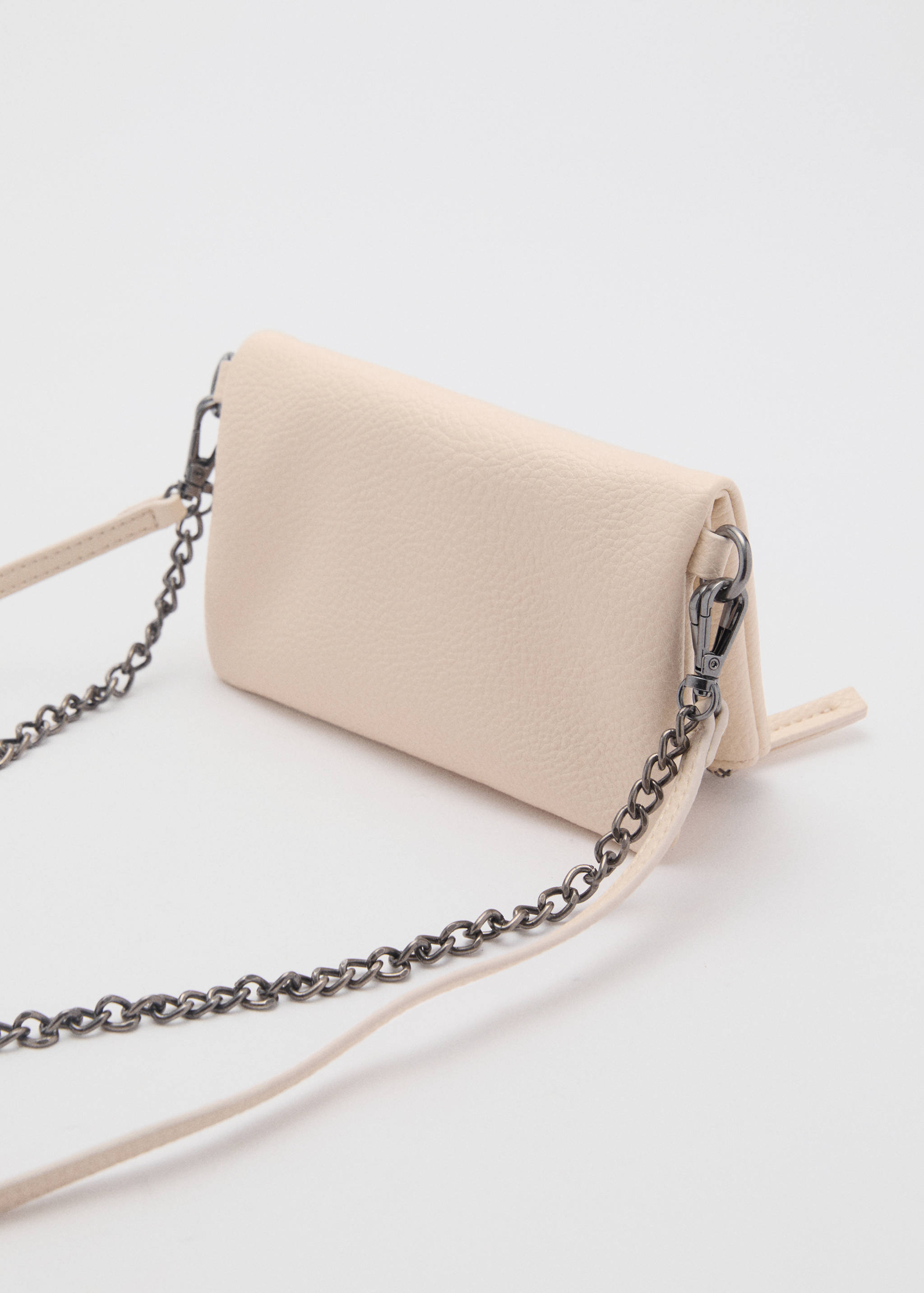 Chain envelope bag - Details of the article 1