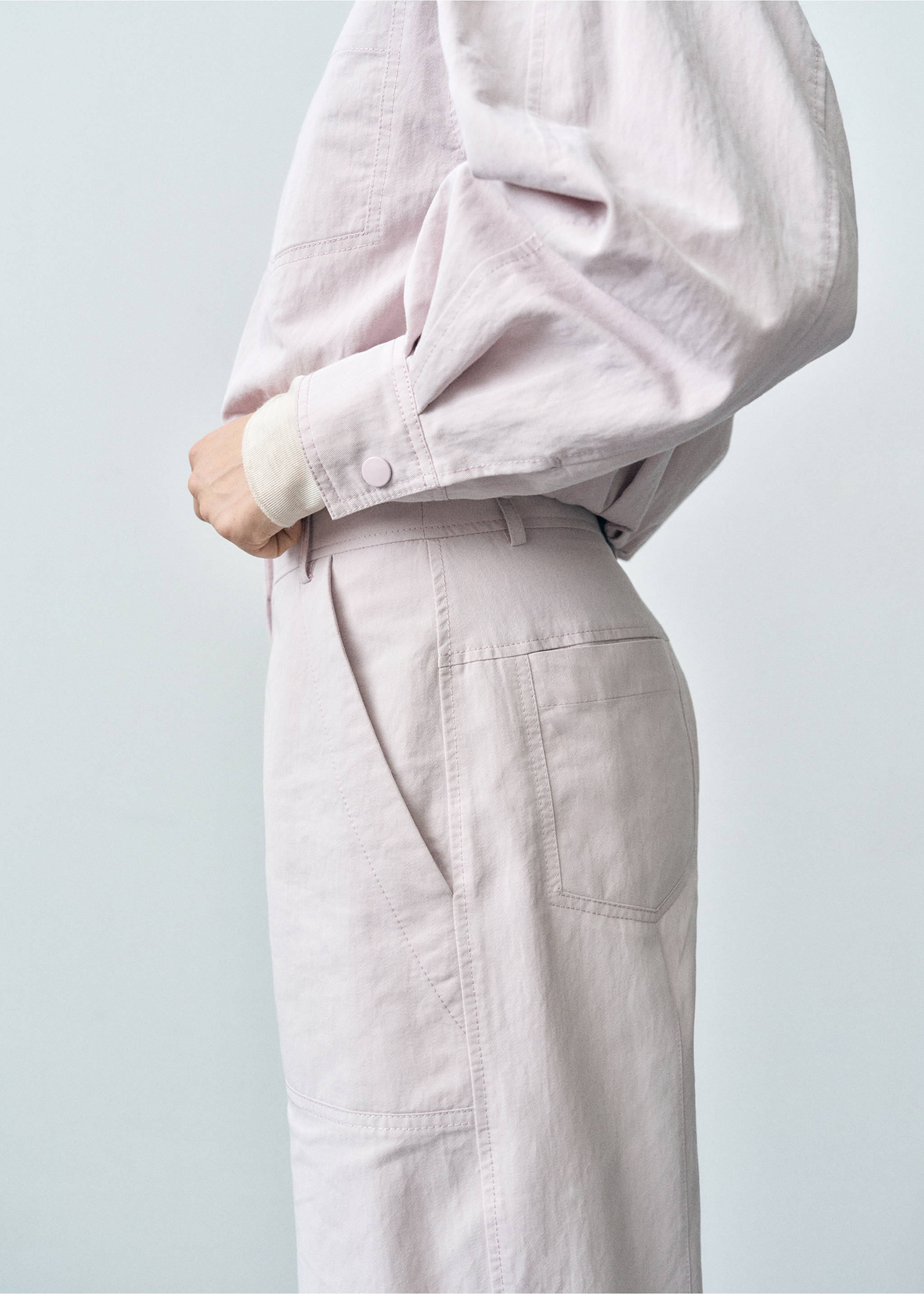 Wide leg trousers with decorative seams - Details of the article 6, Lilac. Ref: 87032538-00.